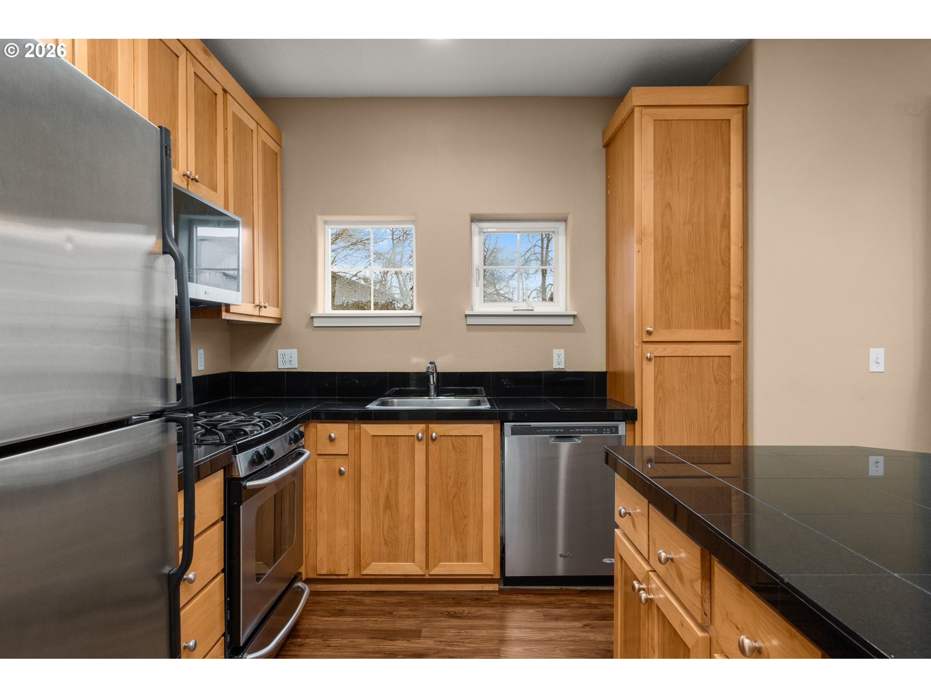 Photo #10: 263048400 Listing: Photo #10