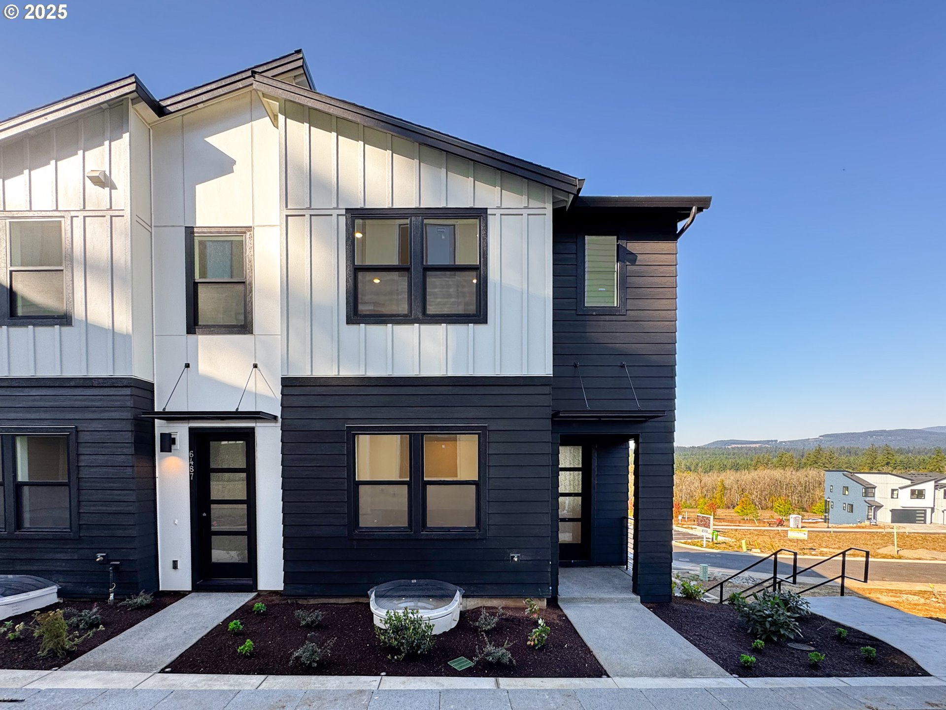 6483 NW Olympic LN UNIT L-28, Camas, WA, 98607