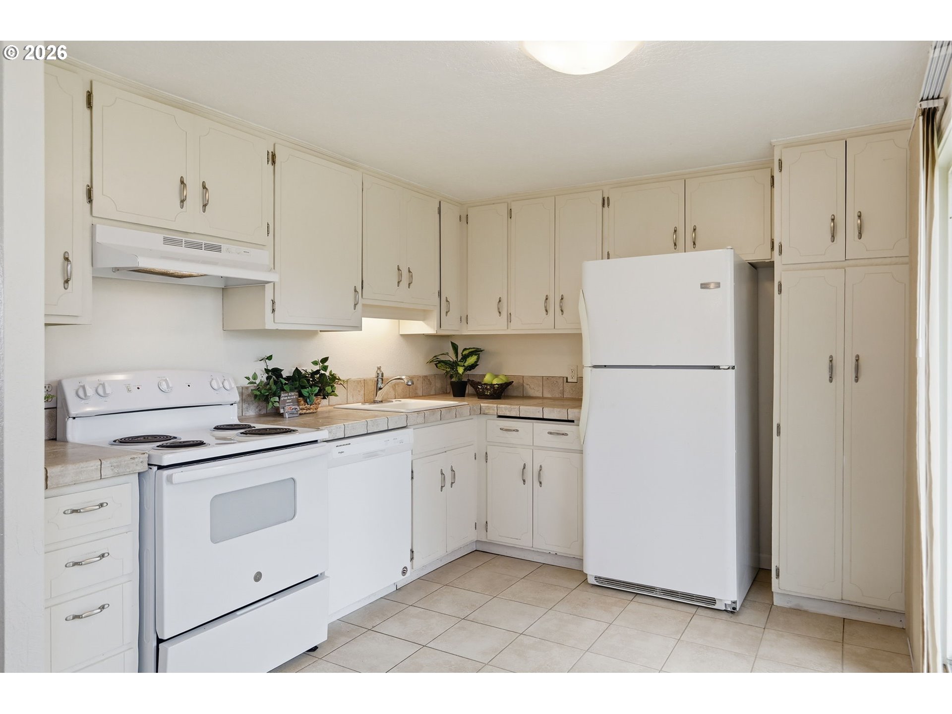 3705 PEPPERTREE DR, Eugene, OR, 97402