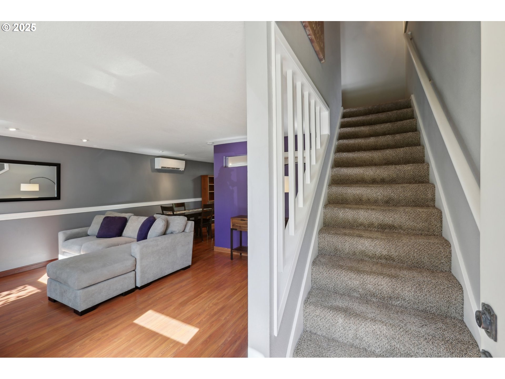 Photo #2: 264219373 Listing 
