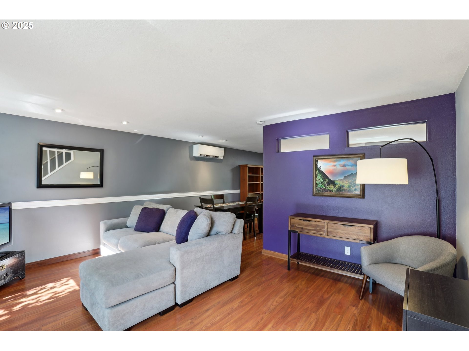 Photo #3: 264219373 Listing 