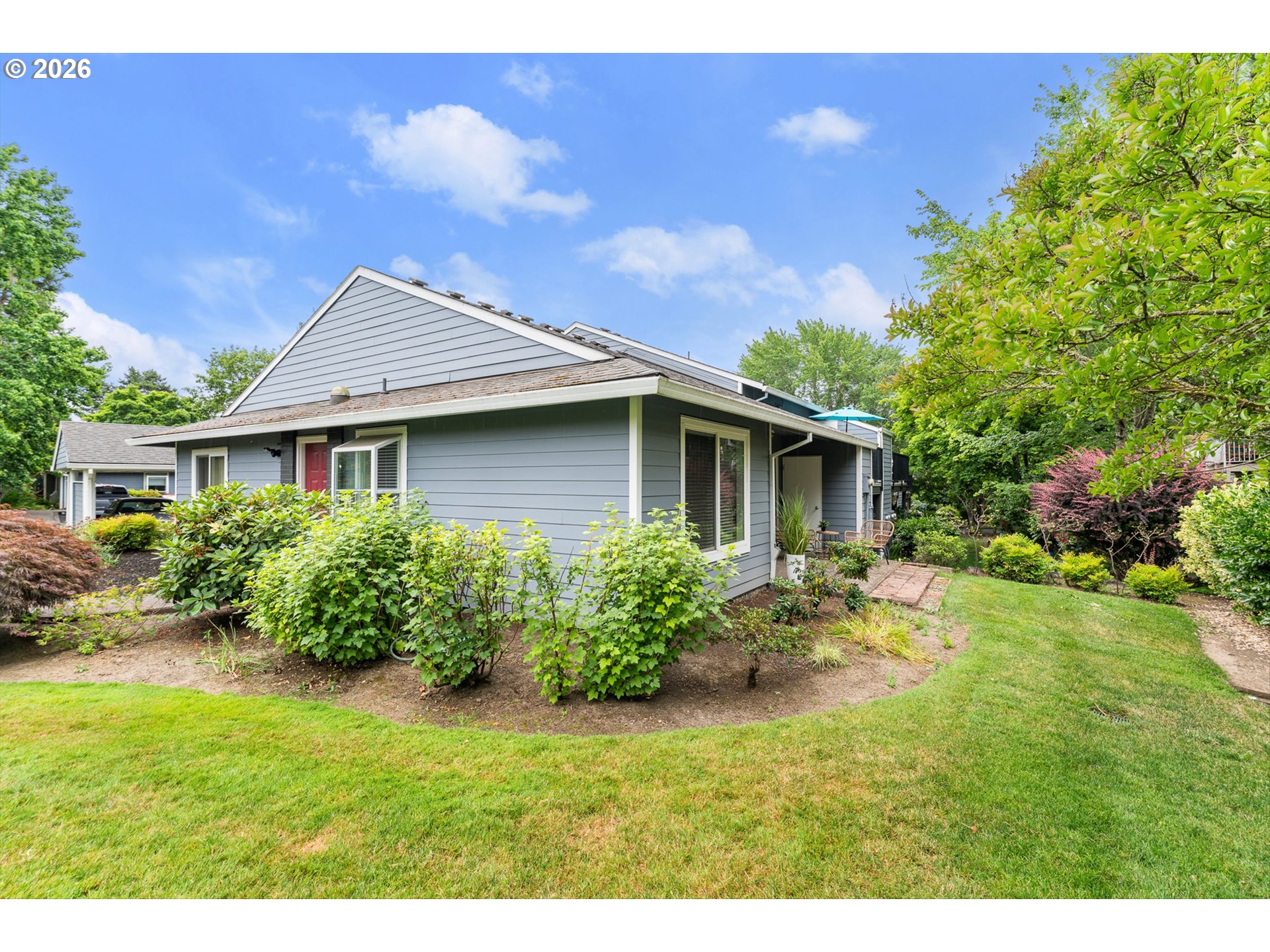 Photo #3: 264420526 Listing: Photo #3