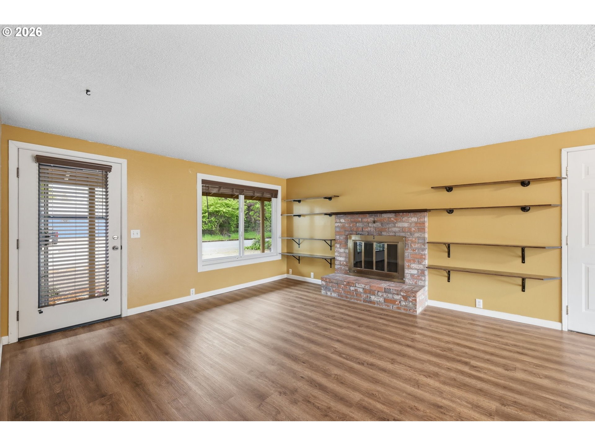 2690 CARBONA ST, Eugene, OR, 97404