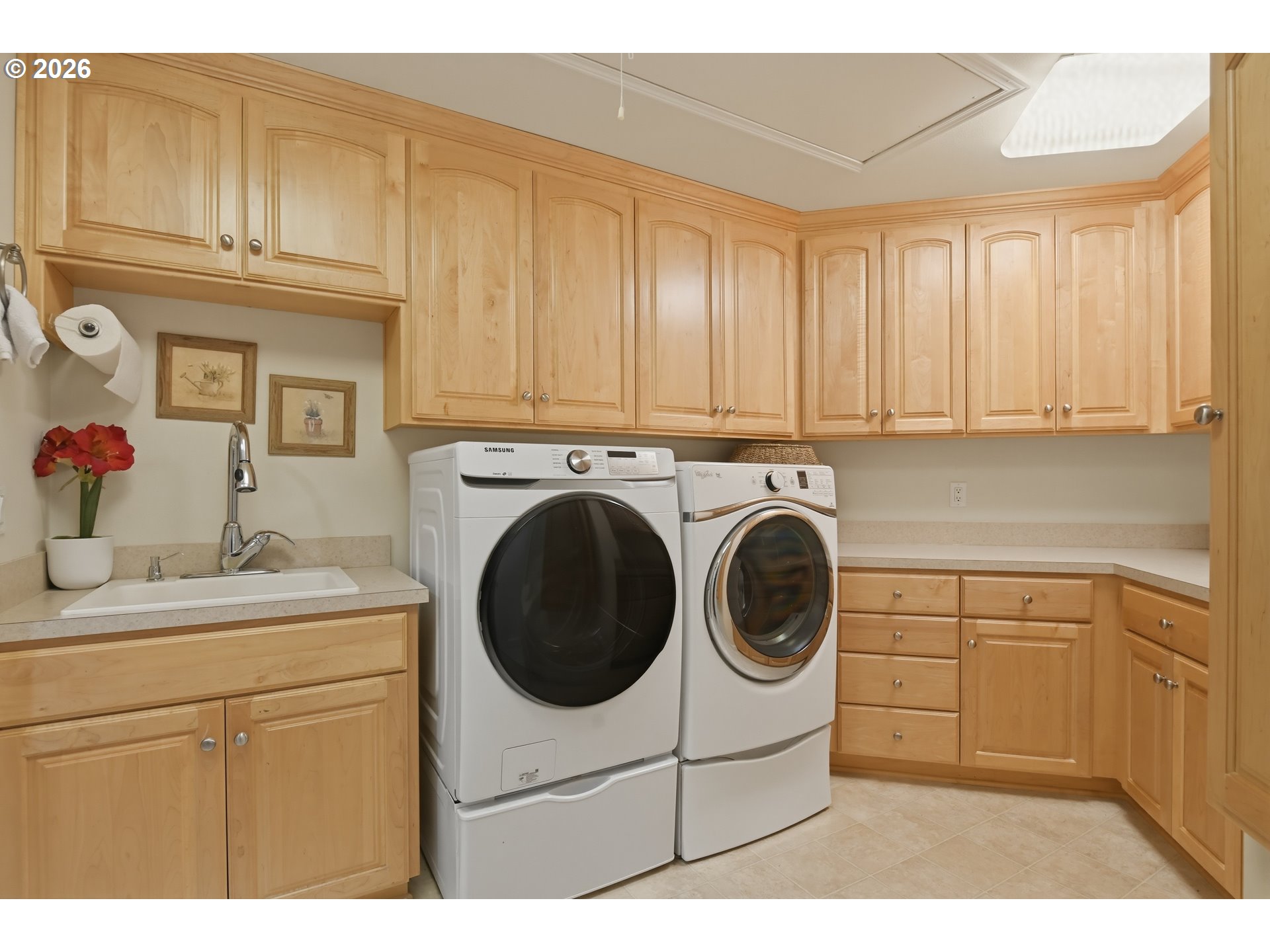 8145 SW 57TH AVE, Portland, OR, 97219