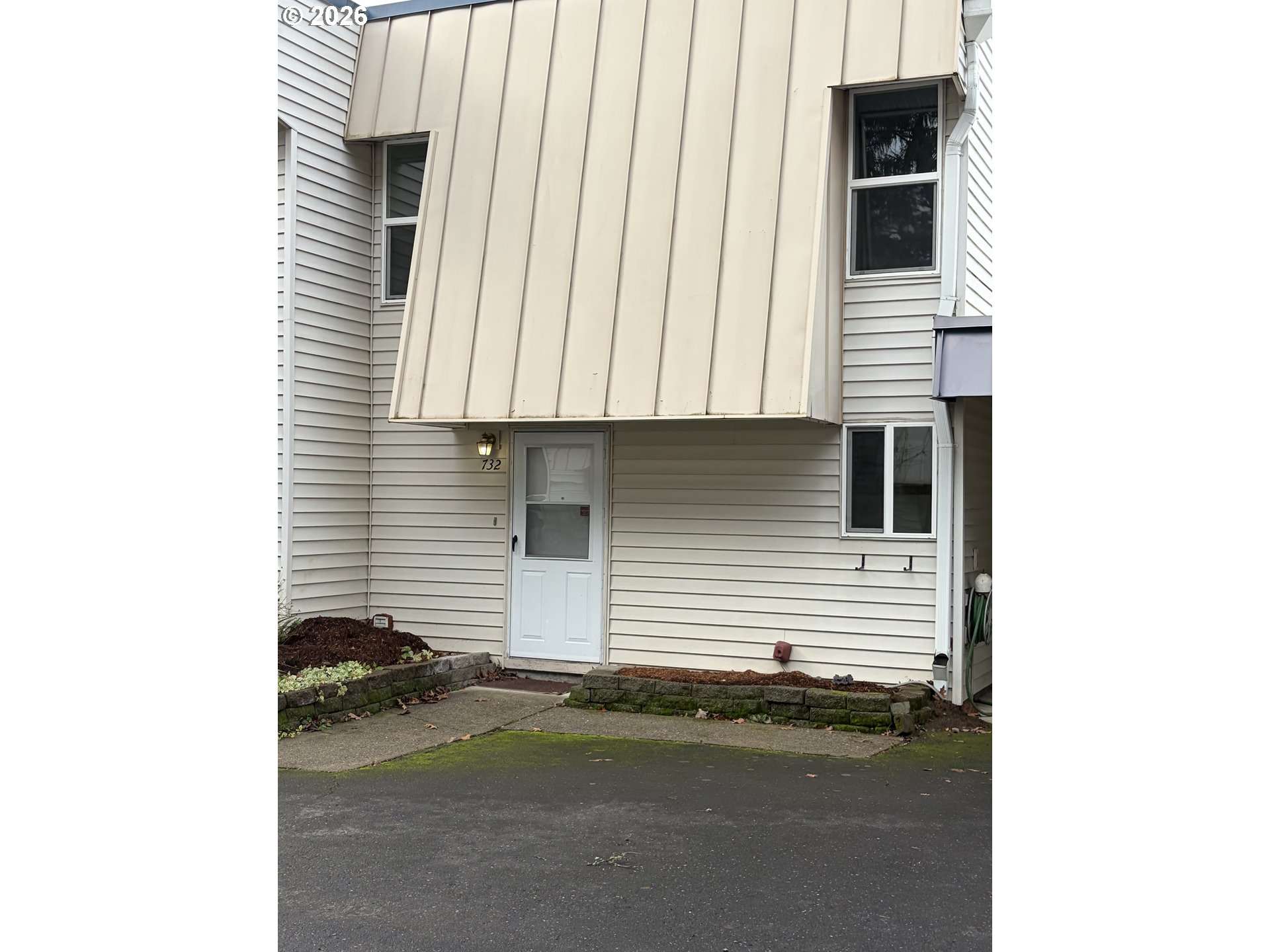 Photo #1: 265305228 Listing: Photo #1