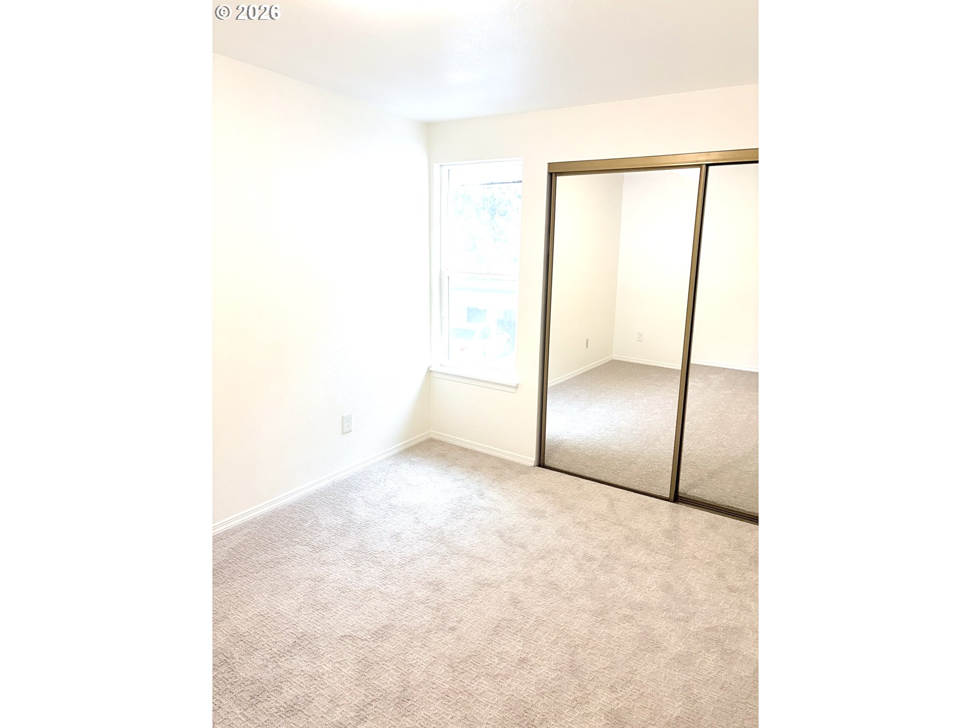 Photo #15: 265305228 Listing: Photo #15