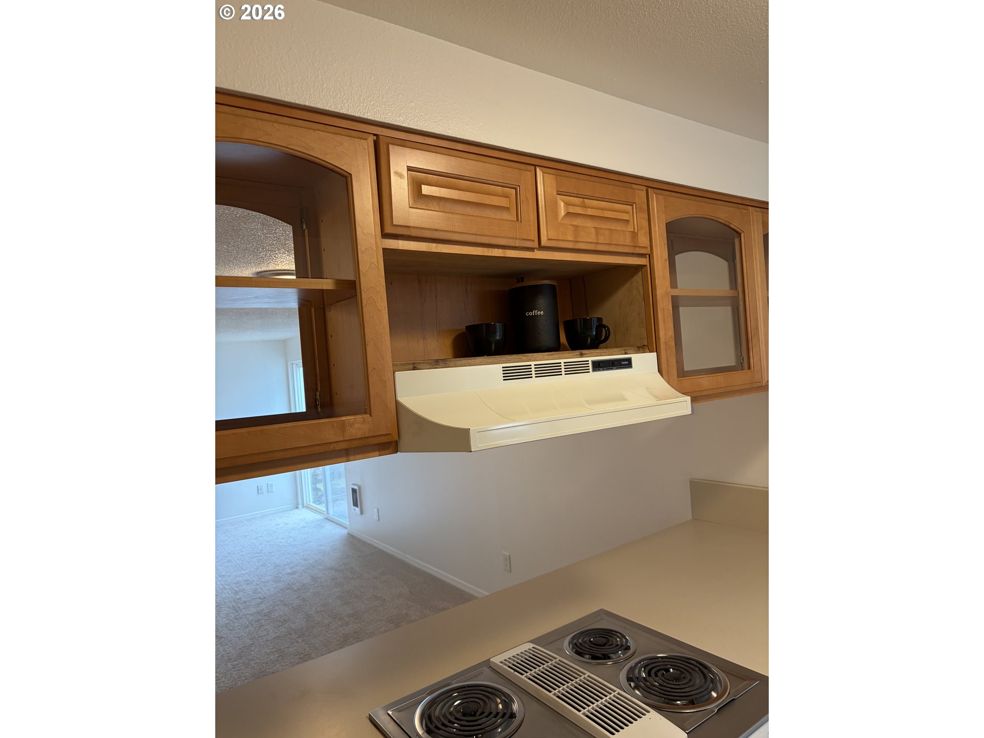 Photo #4: 265305228 Listing: Photo #4