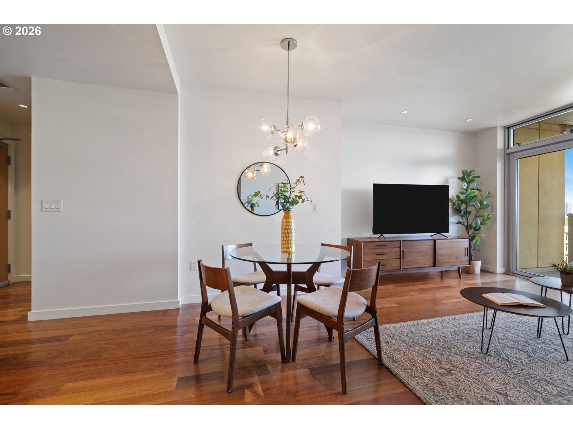 Photo #7: 265311216 Listing: Photo #7