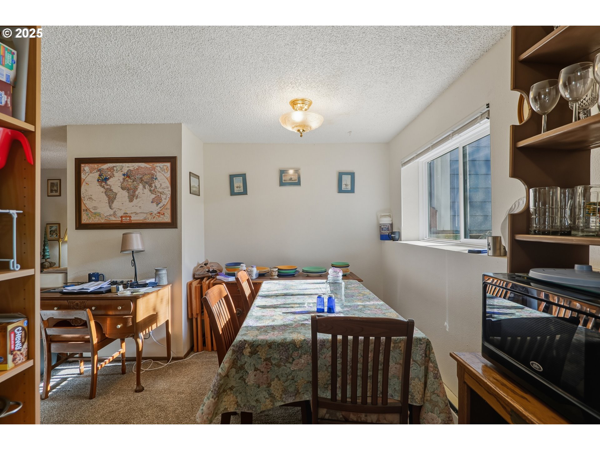 Photo #8: 266544627 Listing: Photo #8