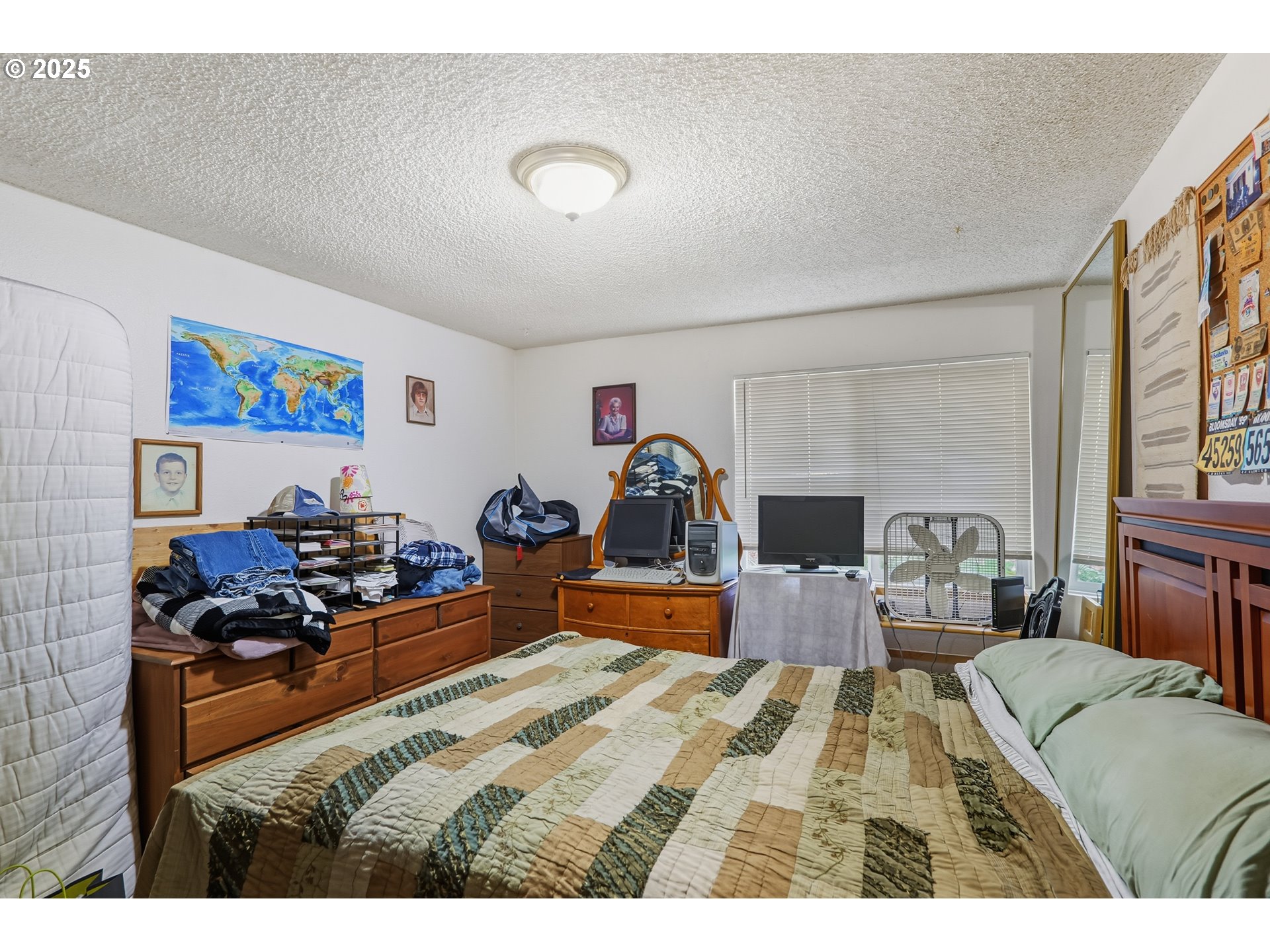 Photo #3: 266544627 Listing: Photo #3