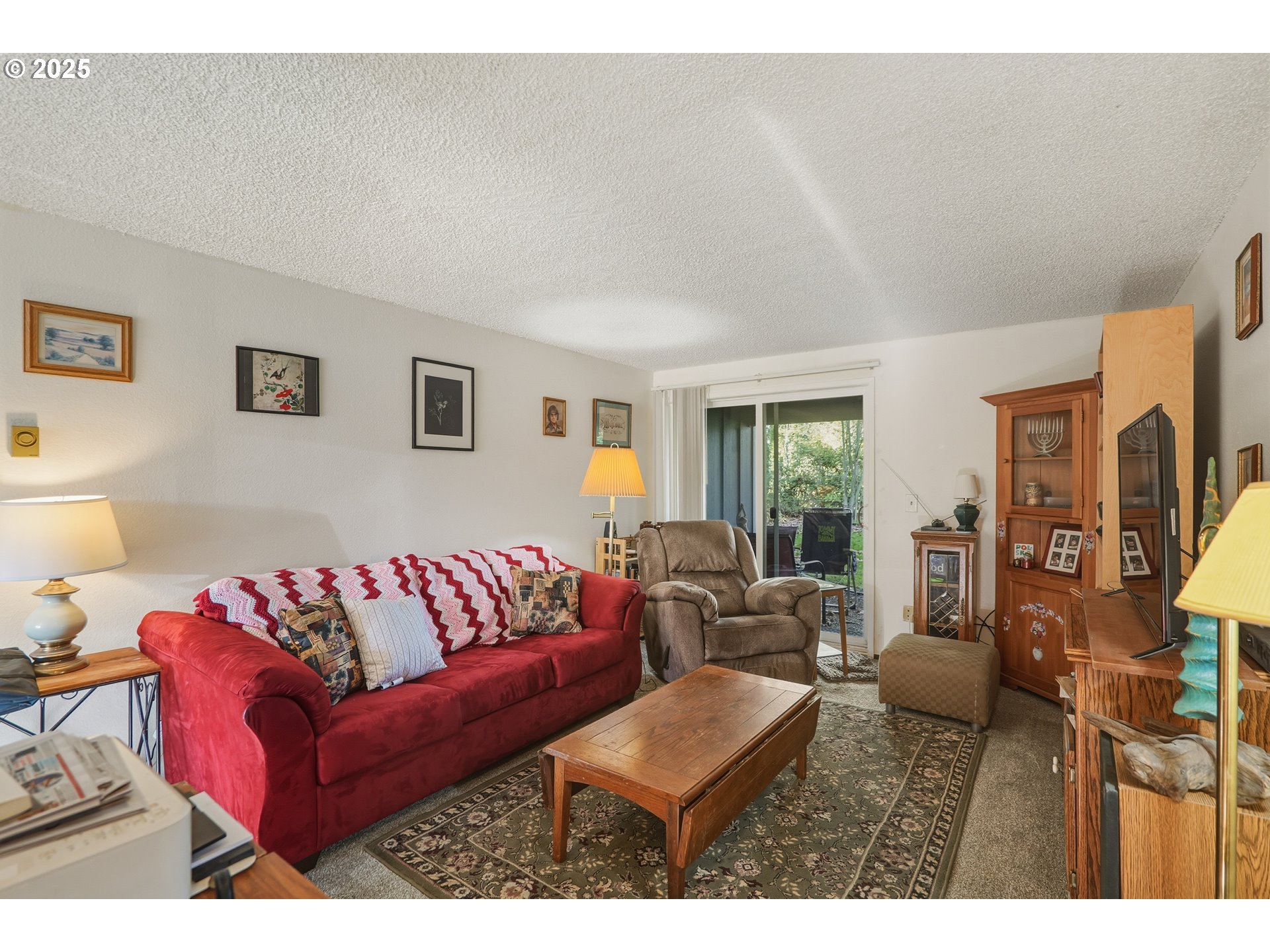 Photo #13: 266544627 Listing: Photo #13