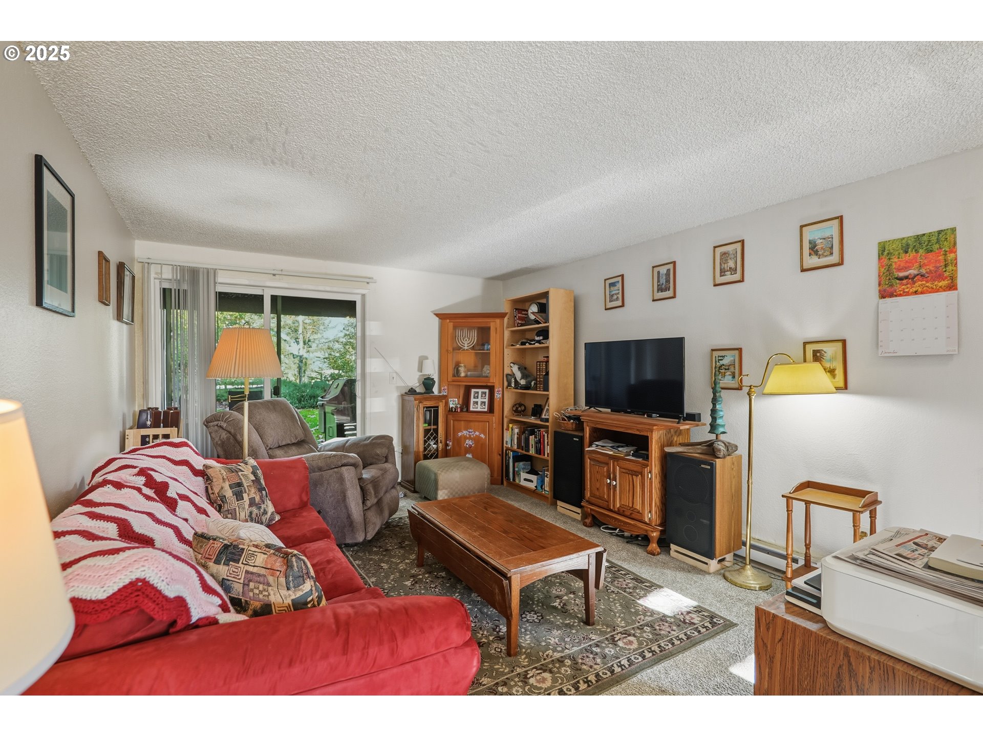 Photo #12: 266544627 Listing: Photo #12