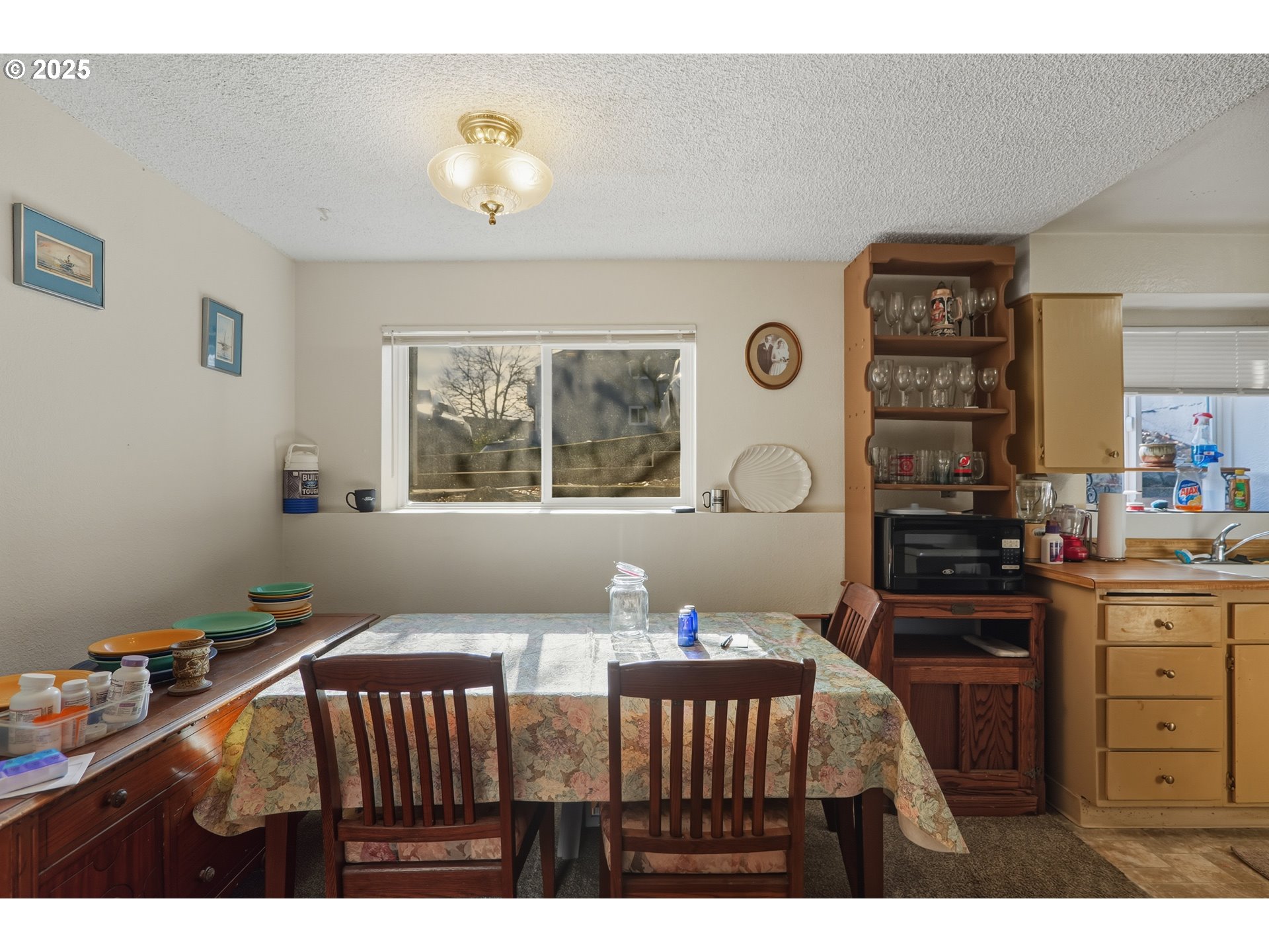 Photo #9: 266544627 Listing: Photo #9