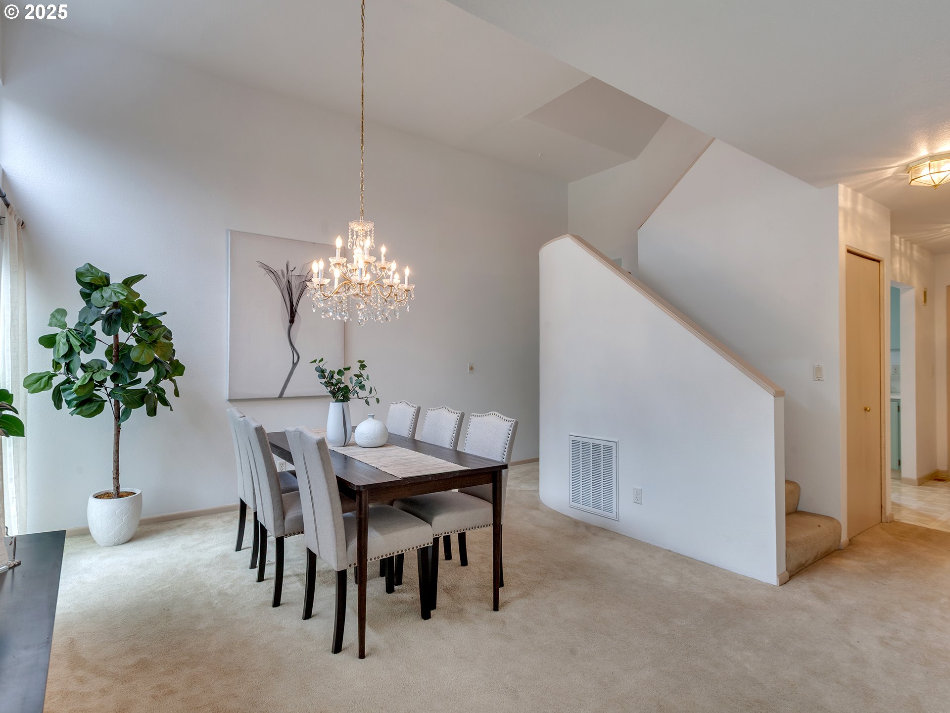 Photo #16: 267599640 Listing: Photo #16