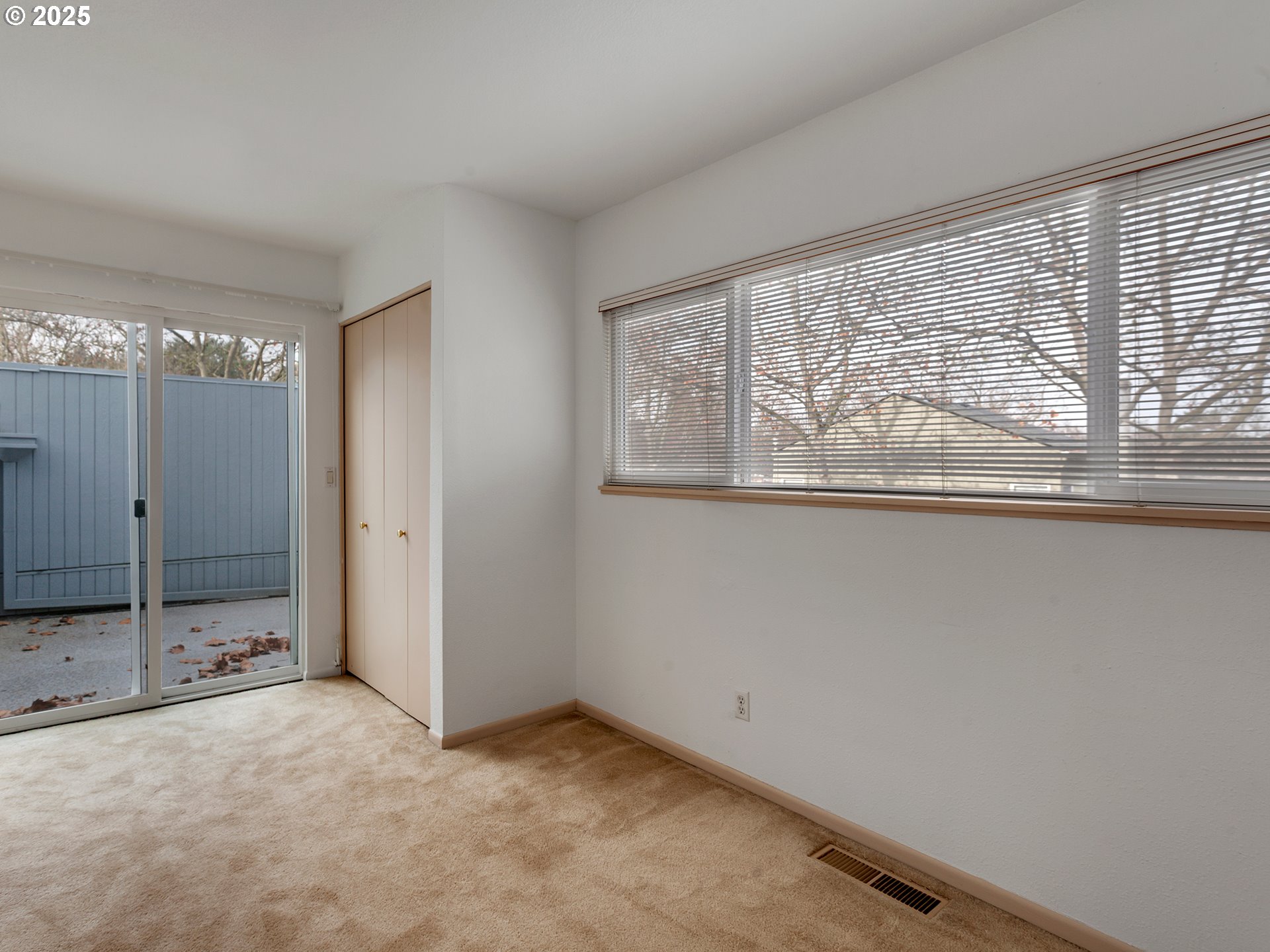 Photo #21: 267599640 Listing: Photo #21