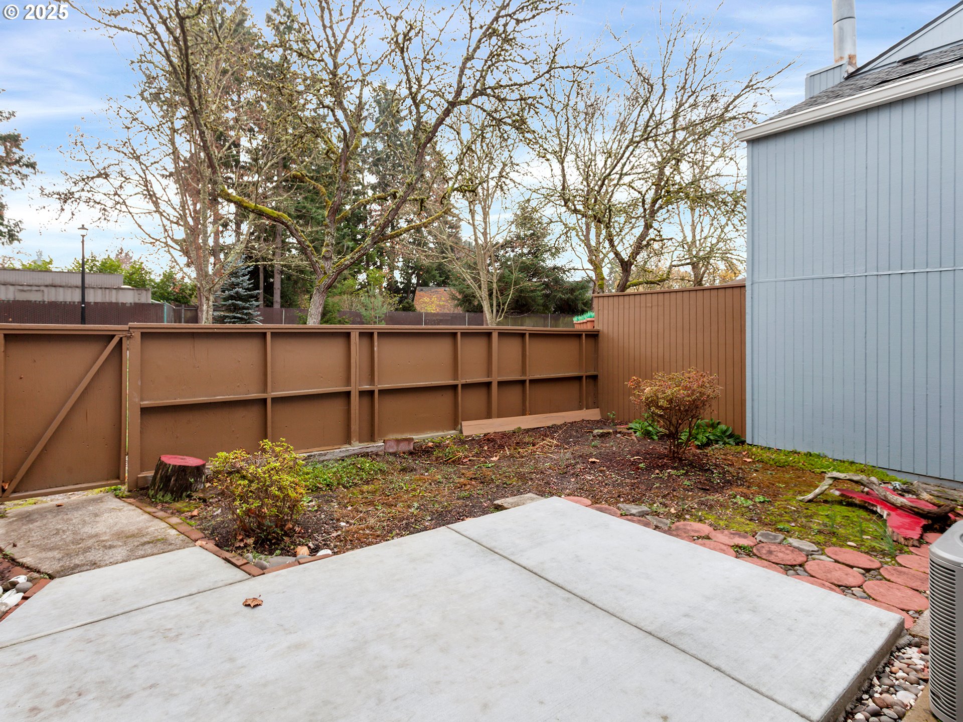 Photo #25: 267599640 Listing: Photo #25