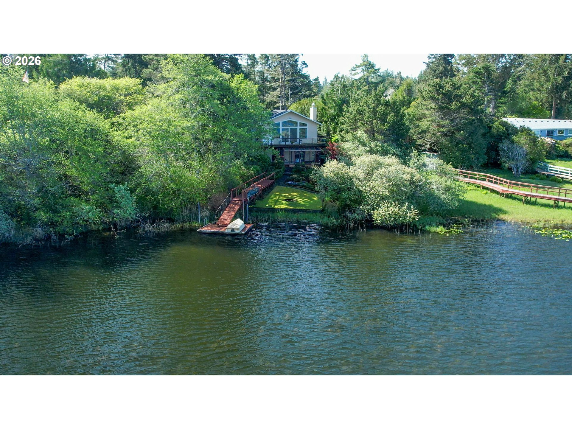 5577 S SHORE DR, Florence, OR, 97439