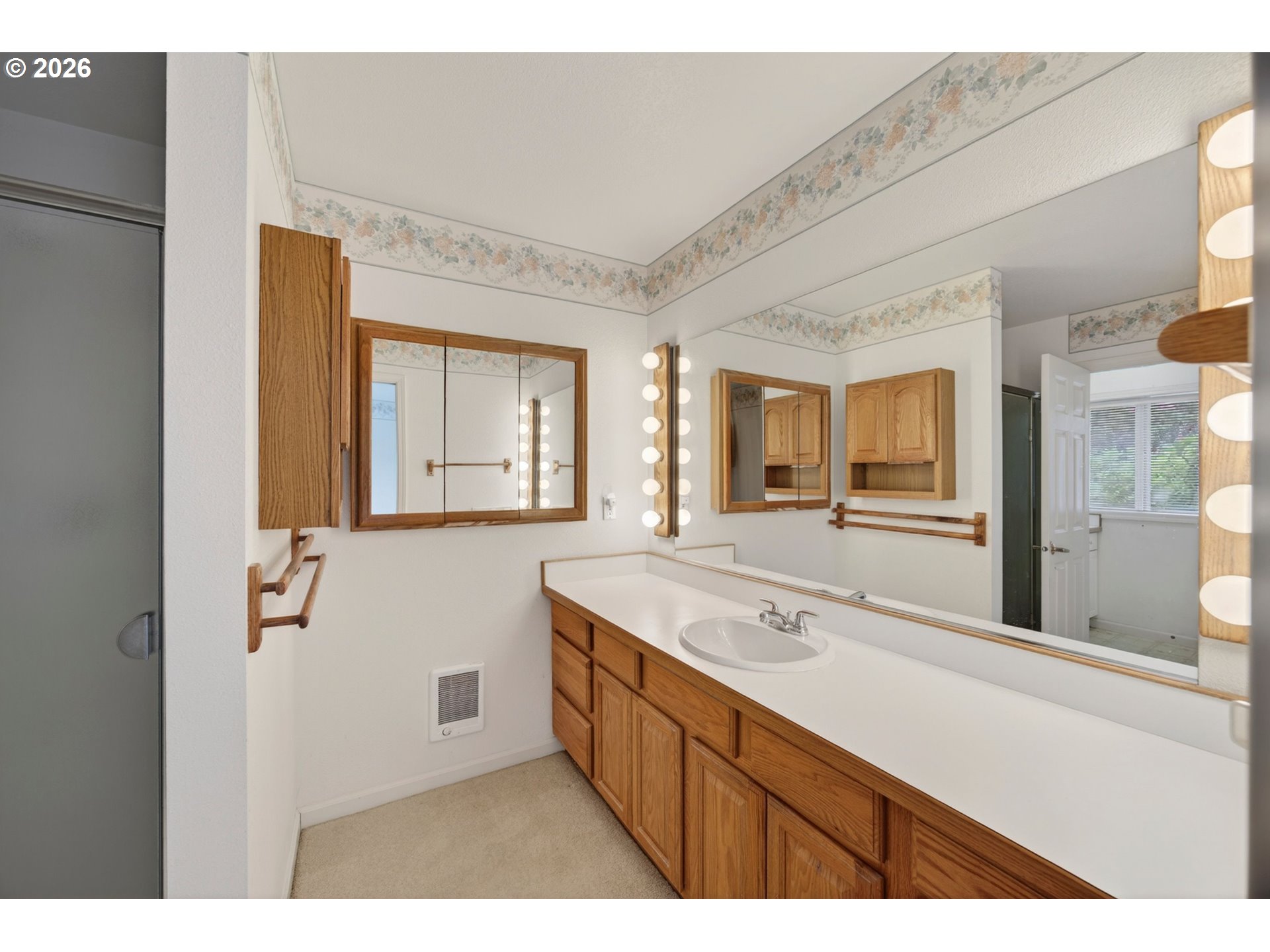 5577 S SHORE DR, Florence, OR, 97439