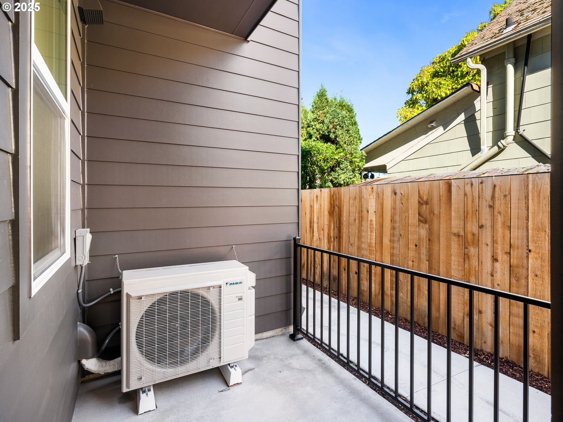 Photo #10: 268596806 Listing: Photo #10