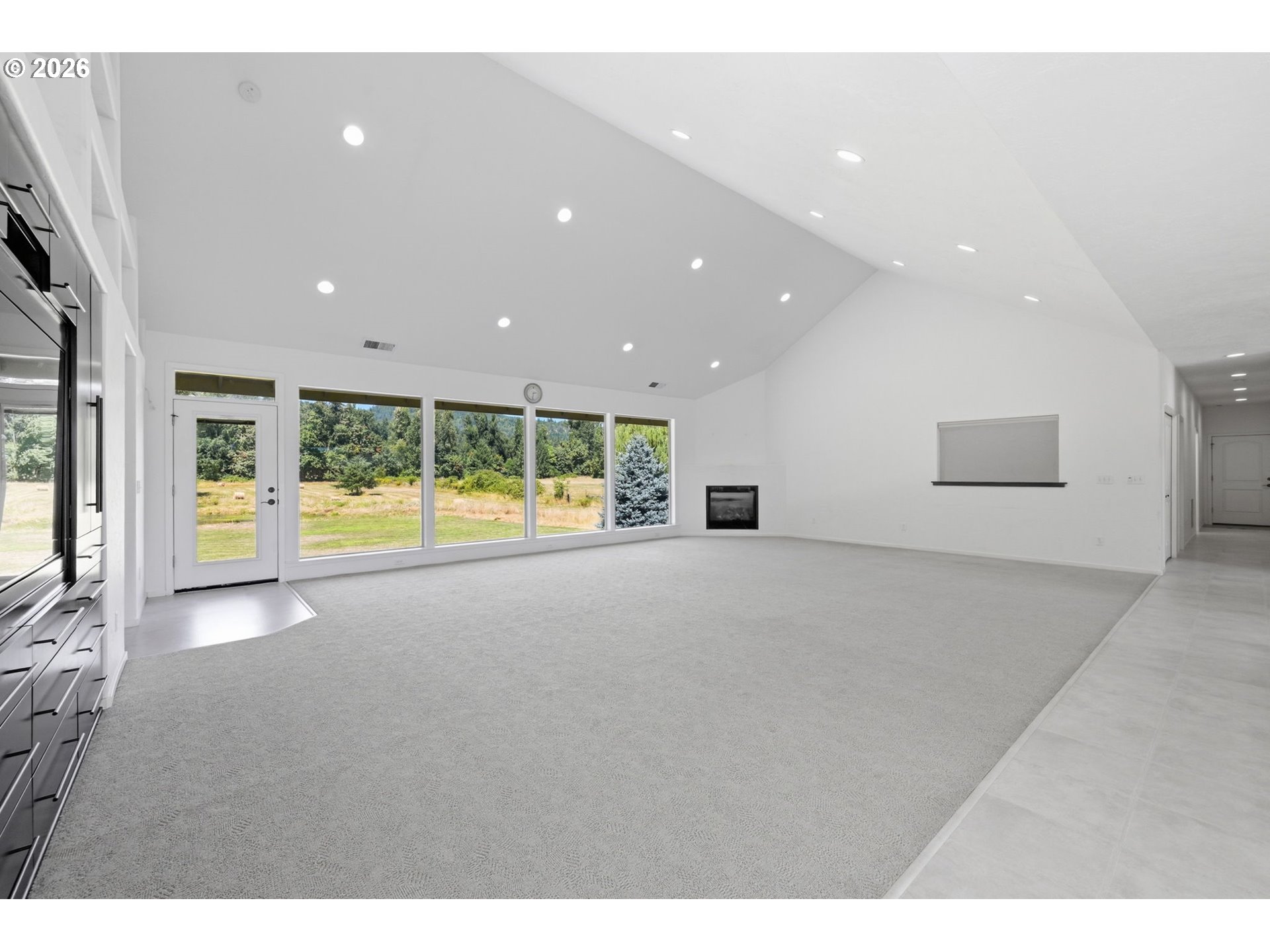 Property photo 6 of 48