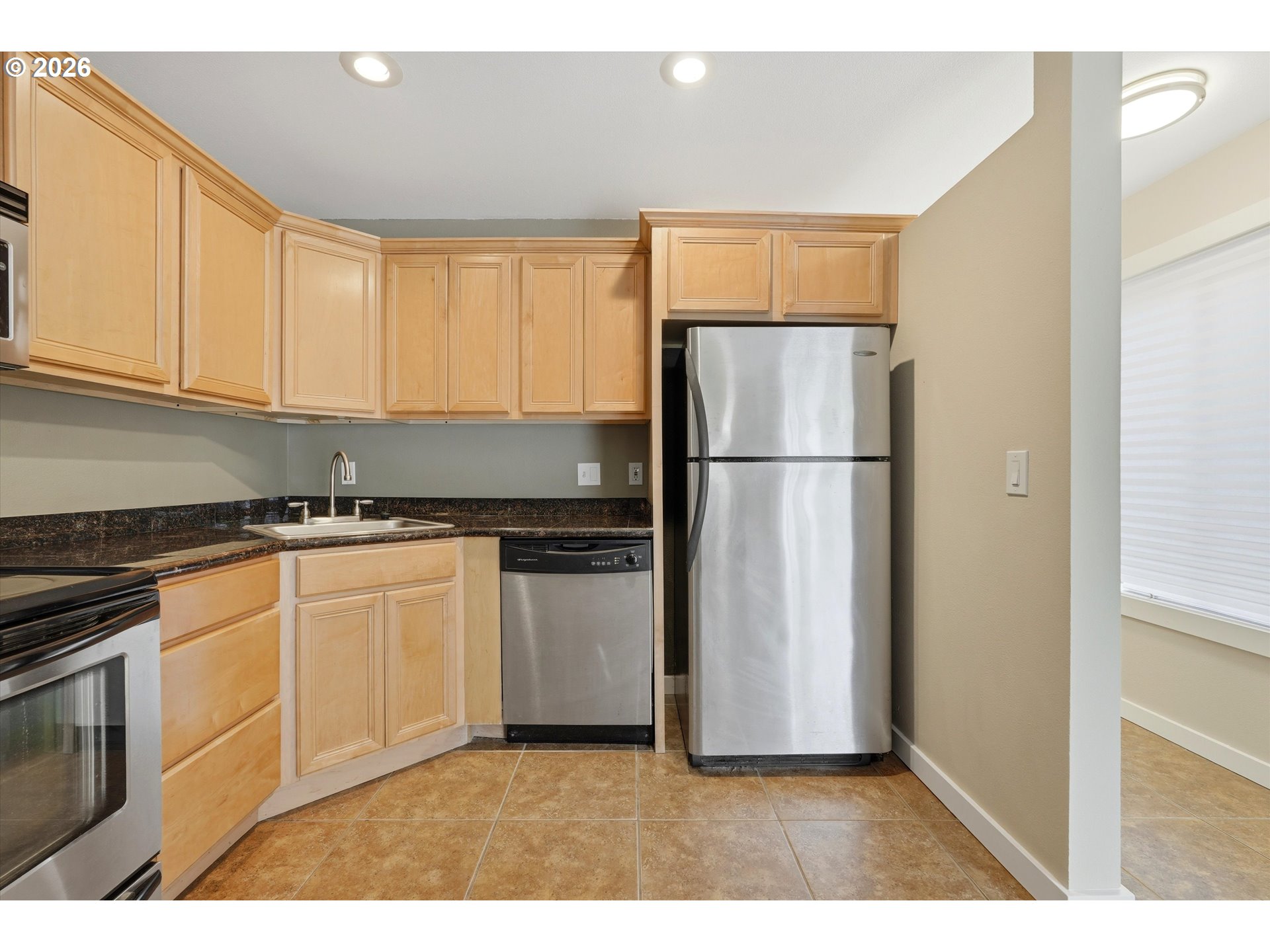 Photo #10: 269504585 Listing: Photo #10