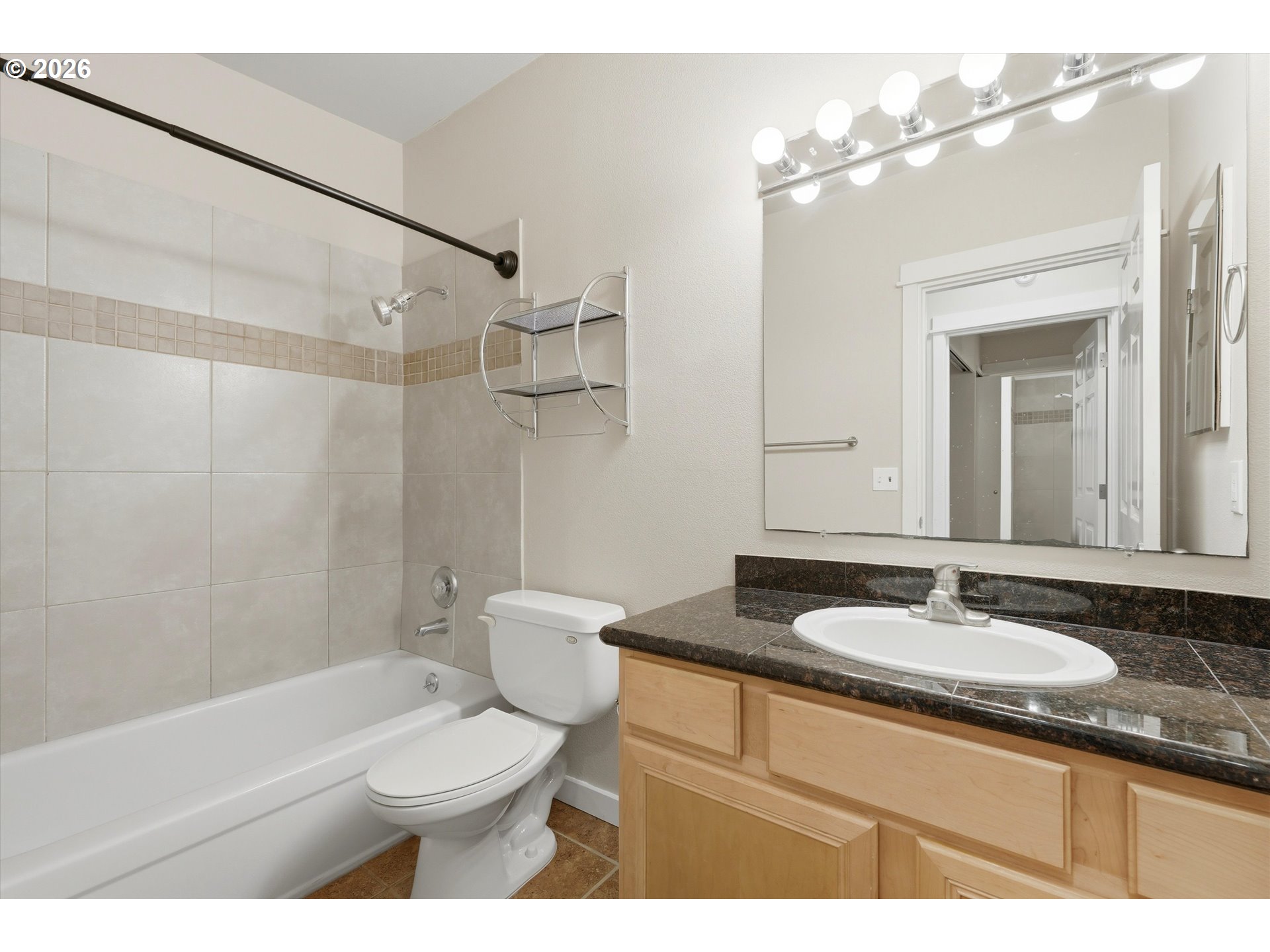 Photo #18: 269504585 Listing: Photo #18