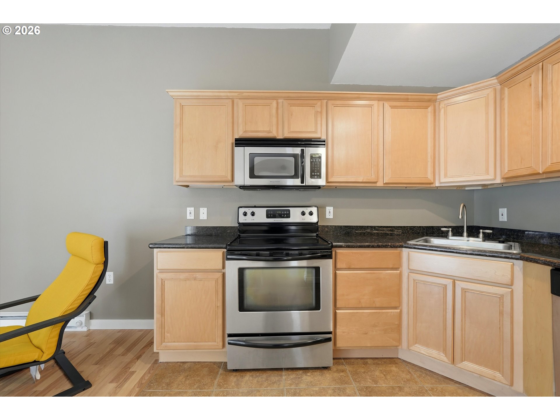 Photo #9: 269504585 Listing: Photo #9