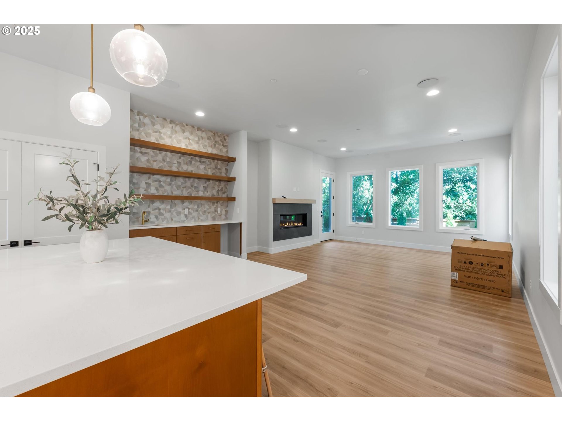Photo #10: 270092511 Listing: Photo #10
