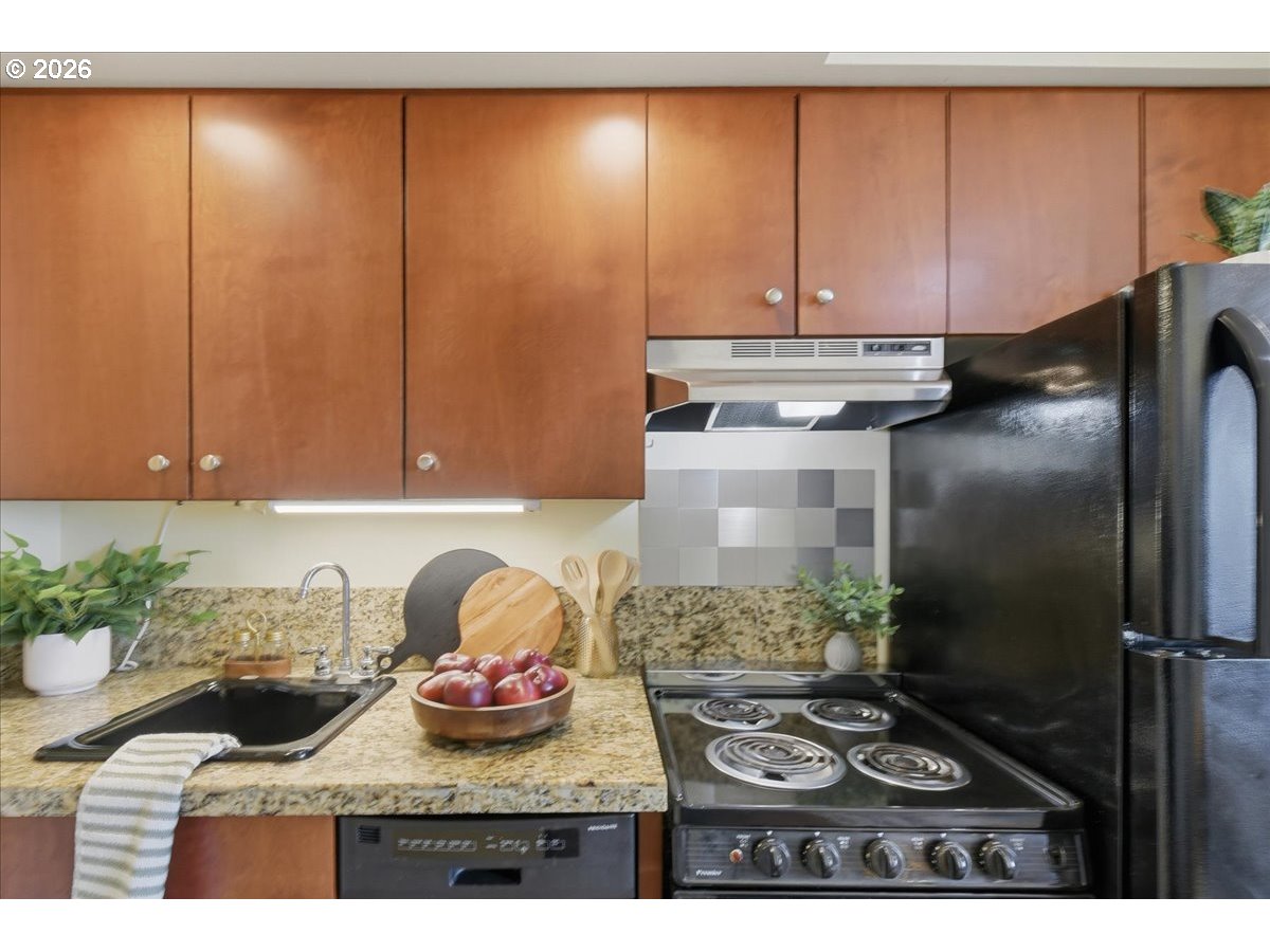 Photo #18: 270201339 Listing: Photo #18