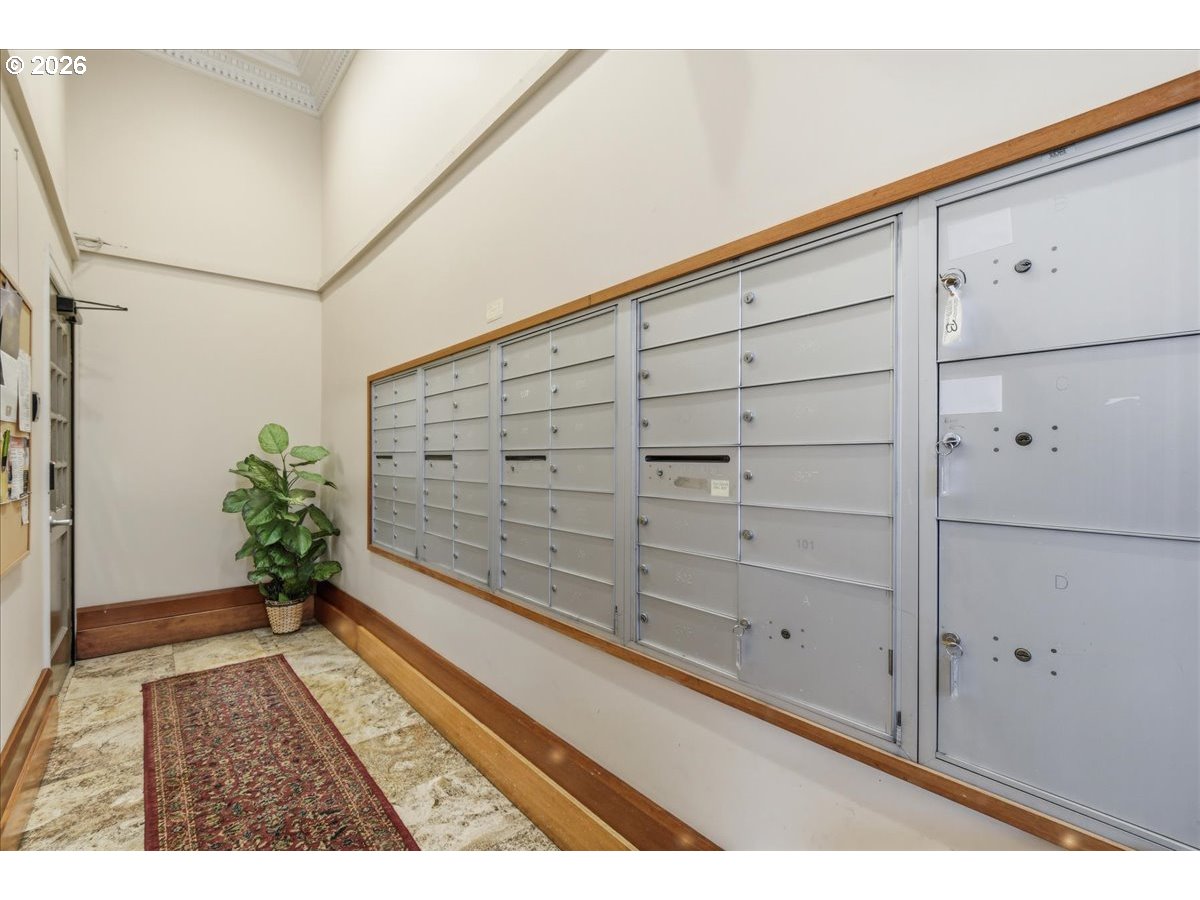 Photo #9: 270201339 Listing: Photo #9