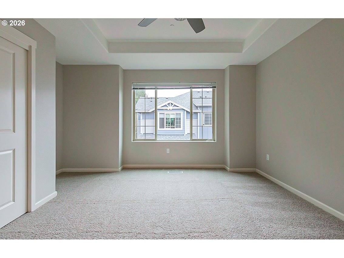 Photo #3: 270980342 Listing: Photo #3