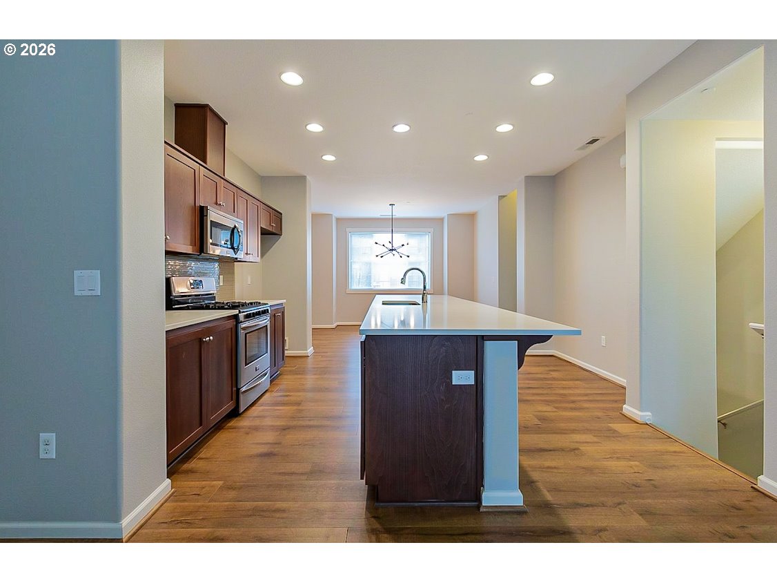 Photo #16: 270980342 Listing: Photo #16