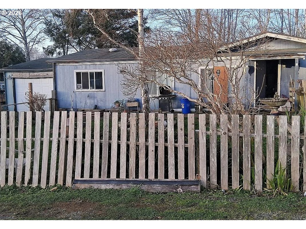 310 PITNEY LN UNIT 8, Junction City, OR, 97448