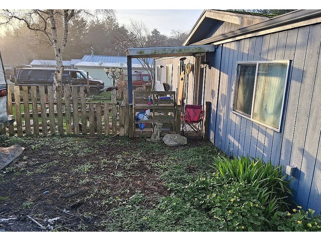 1040 CHARLOTTE CT, Rockaway Beach, OR, 97136