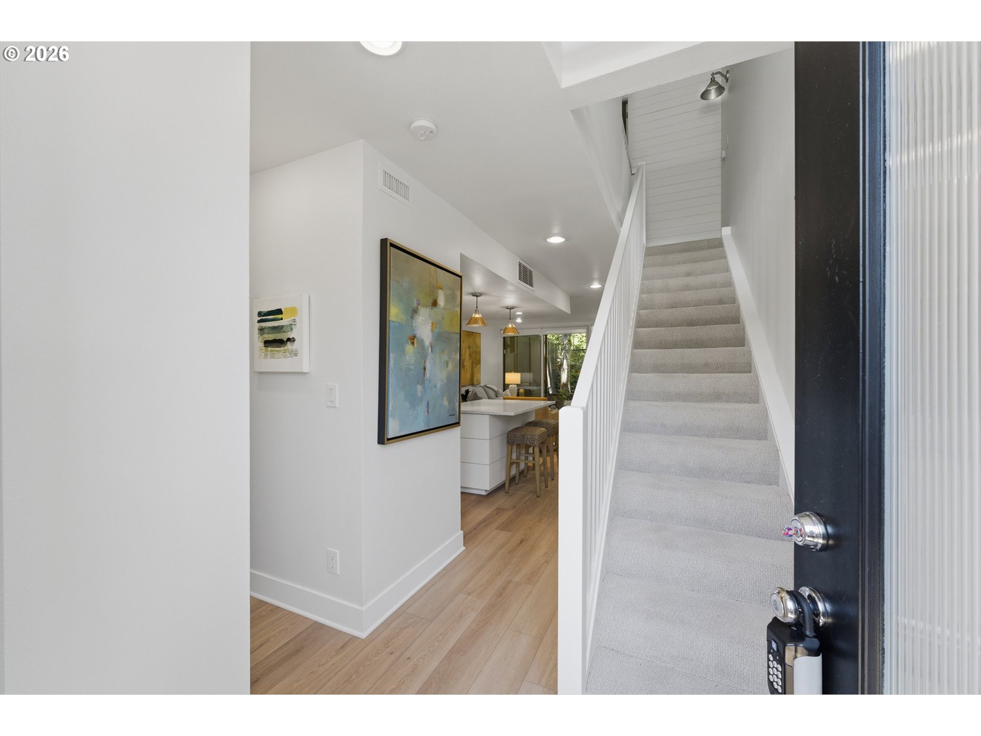 Photo #3: 271370137 Listing: Photo #3