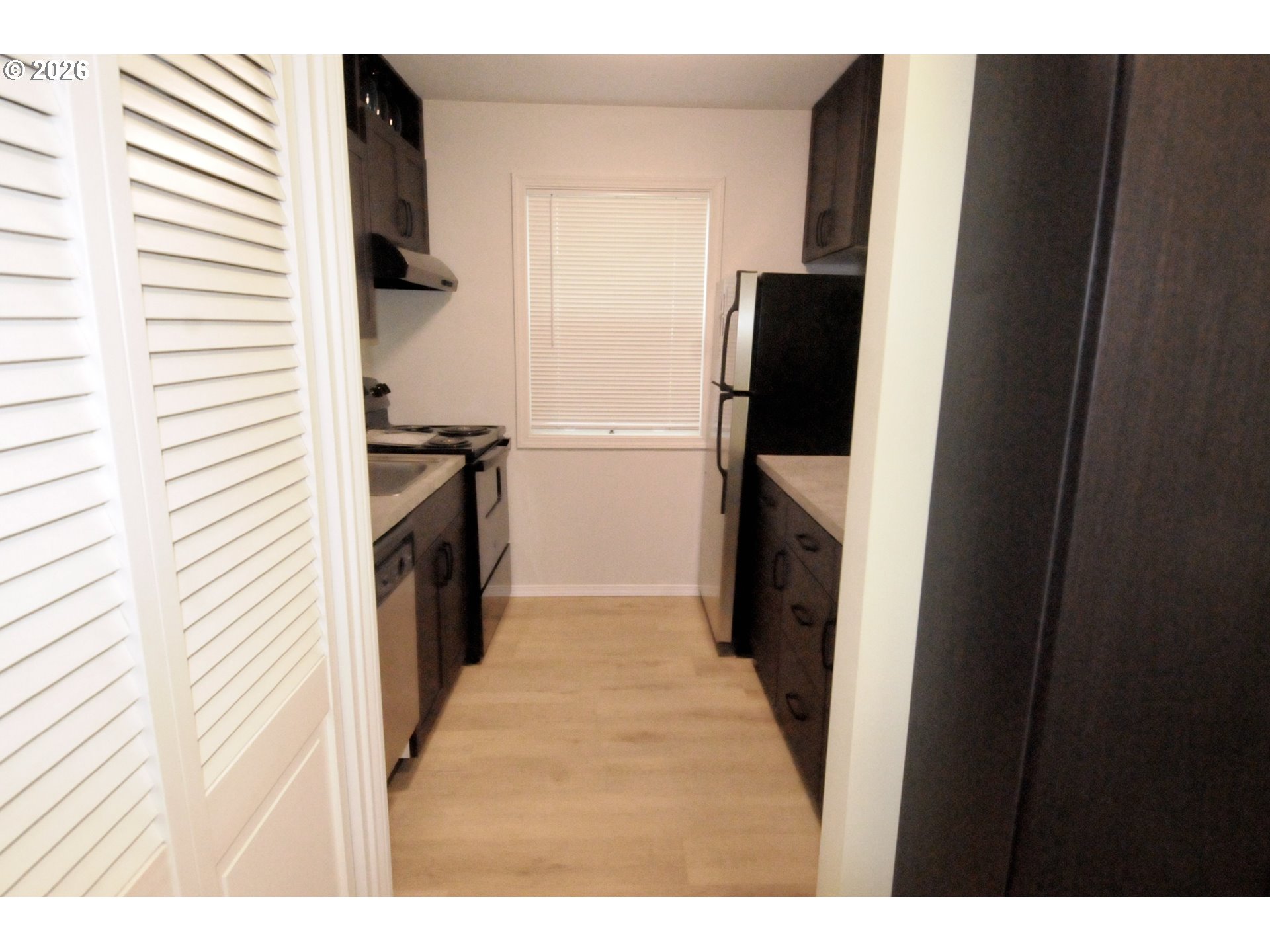 Photo #6: 271625400 Listing: Photo #6