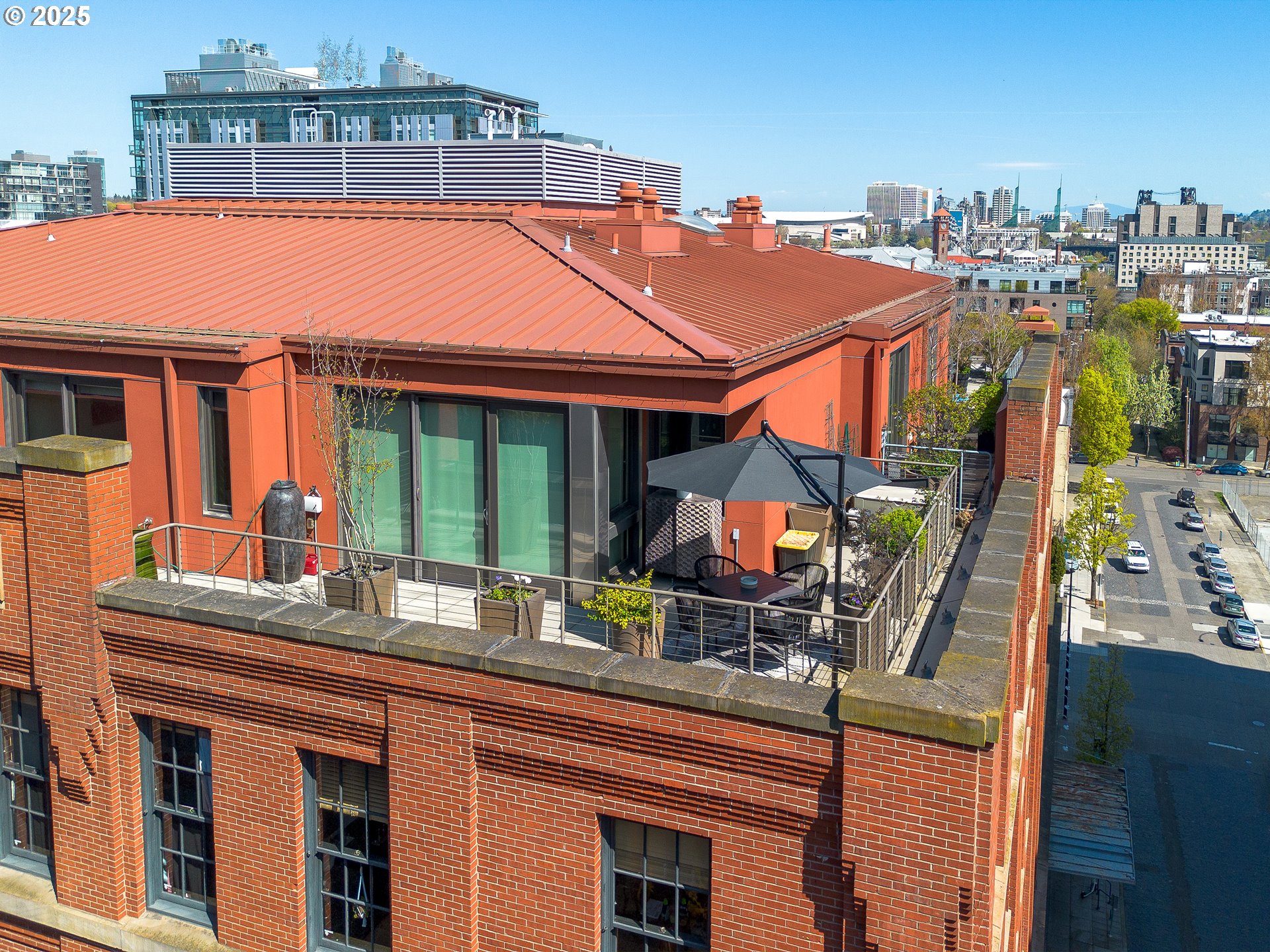 Photo #3: 271689277 Listing 