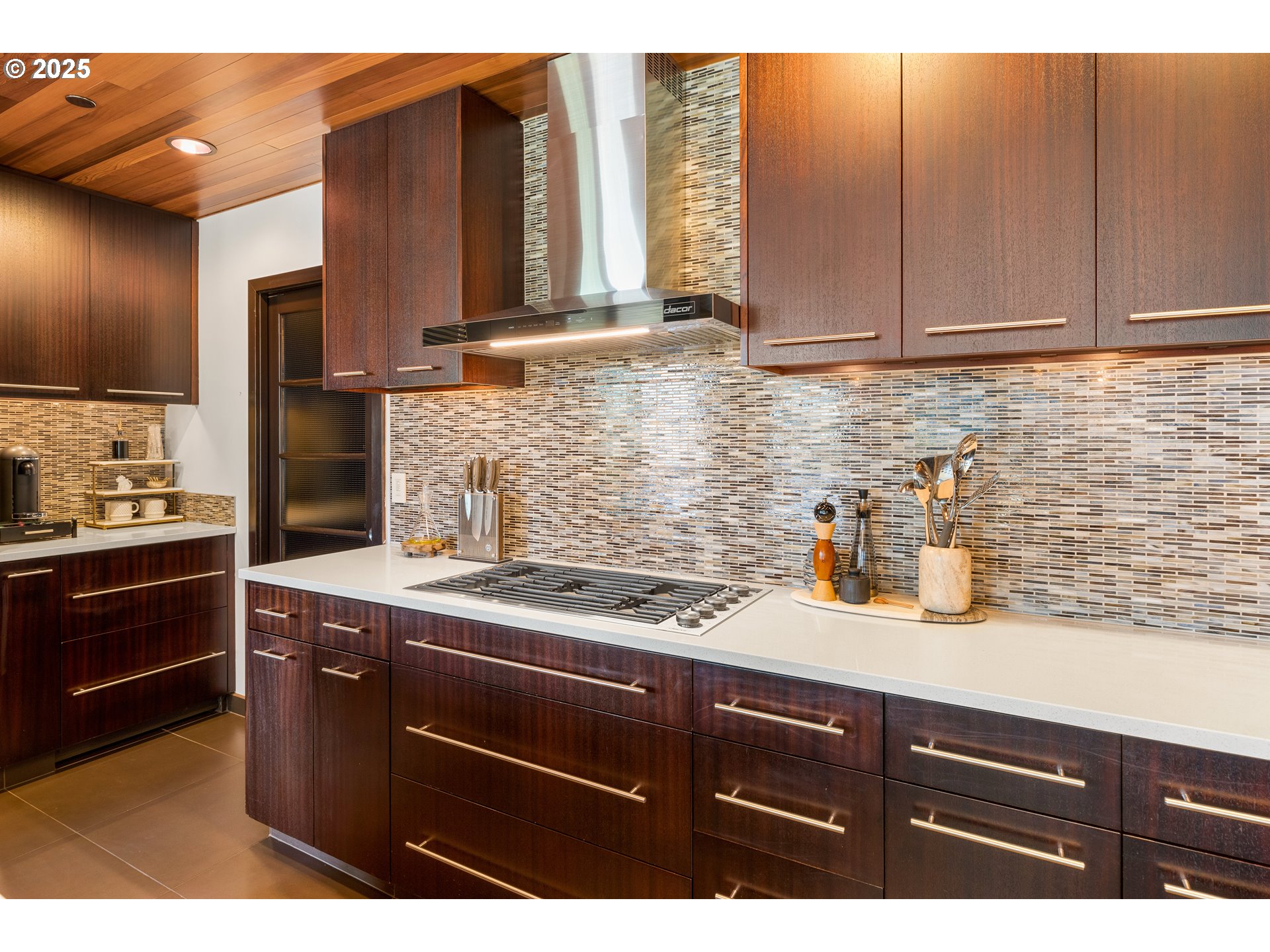 Photo #32: 271689277 Listing: Photo #32