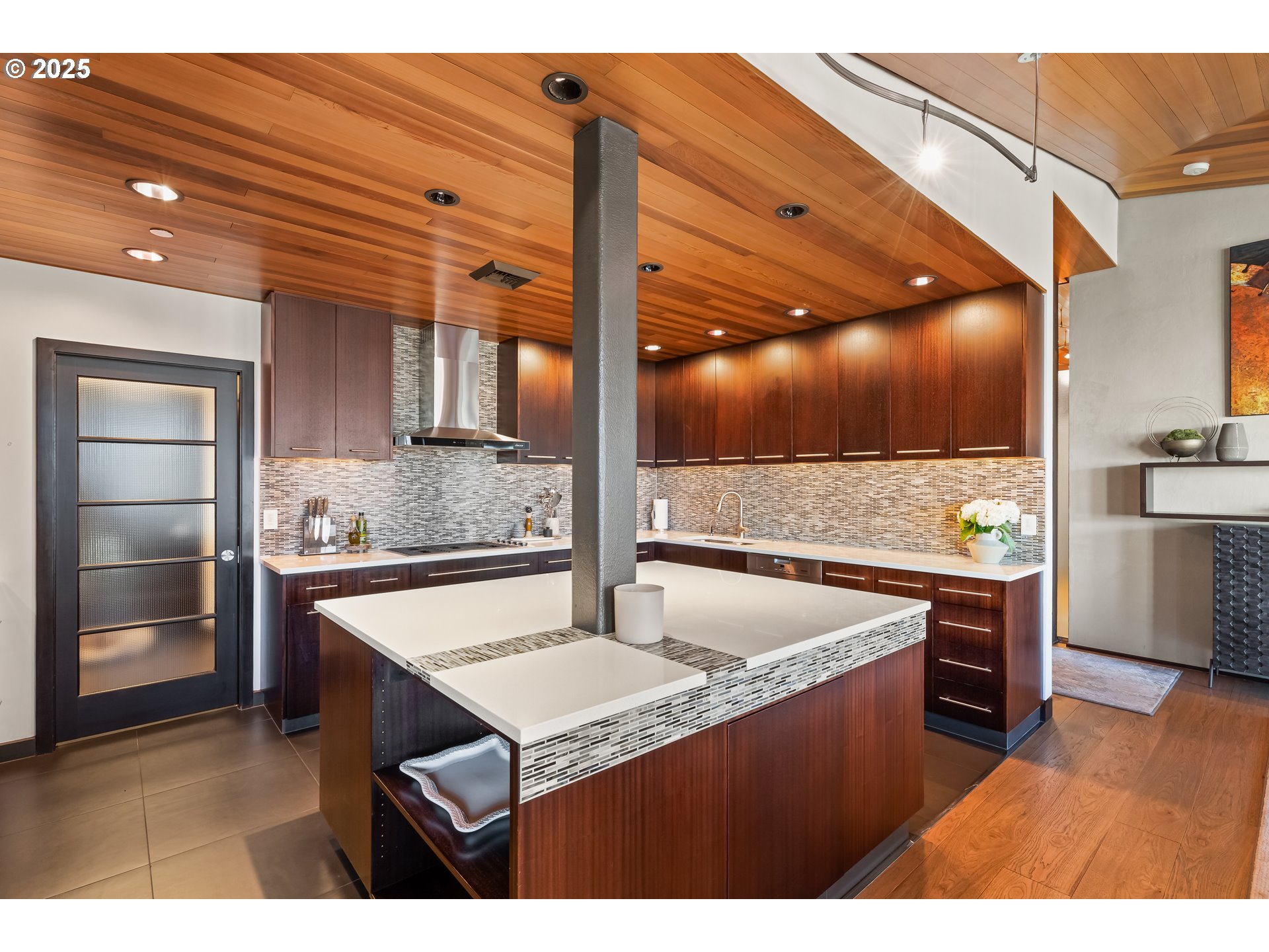 Photo #34: 271689277 Listing: Photo #34