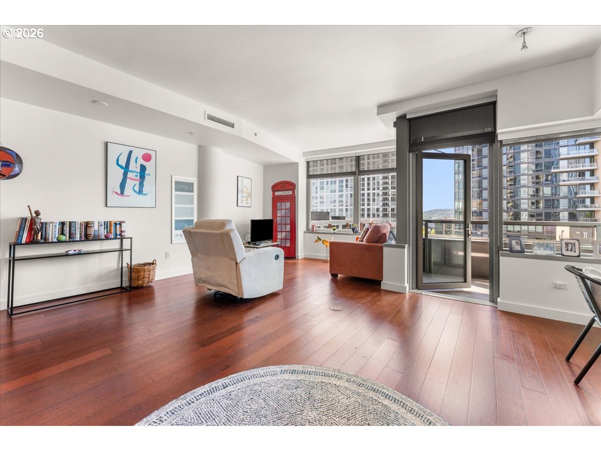 3601 S RIVER PKWY UNIT 812, Portland, OR, 97239