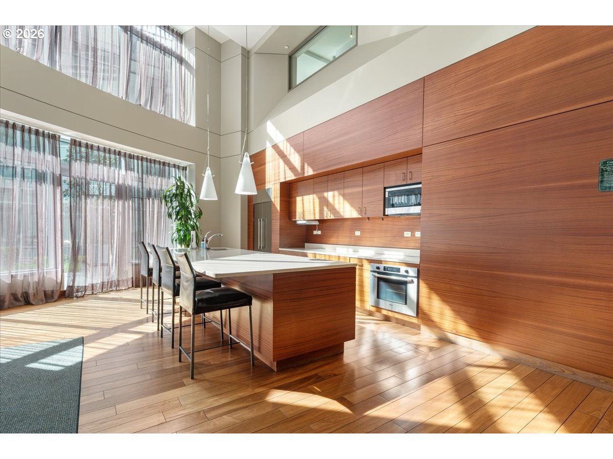 3601 S RIVER PKWY UNIT 812, Portland, OR, 97239