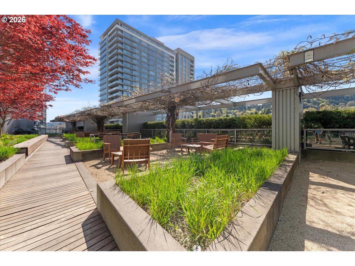 3601 S RIVER PKWY UNIT 812, Portland, OR, 97239