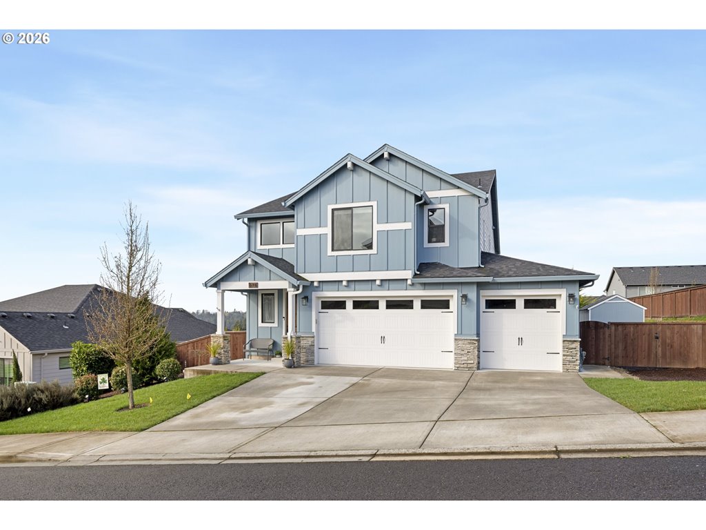 676 E WHITE OAK AVE, La Center, WA, 98629