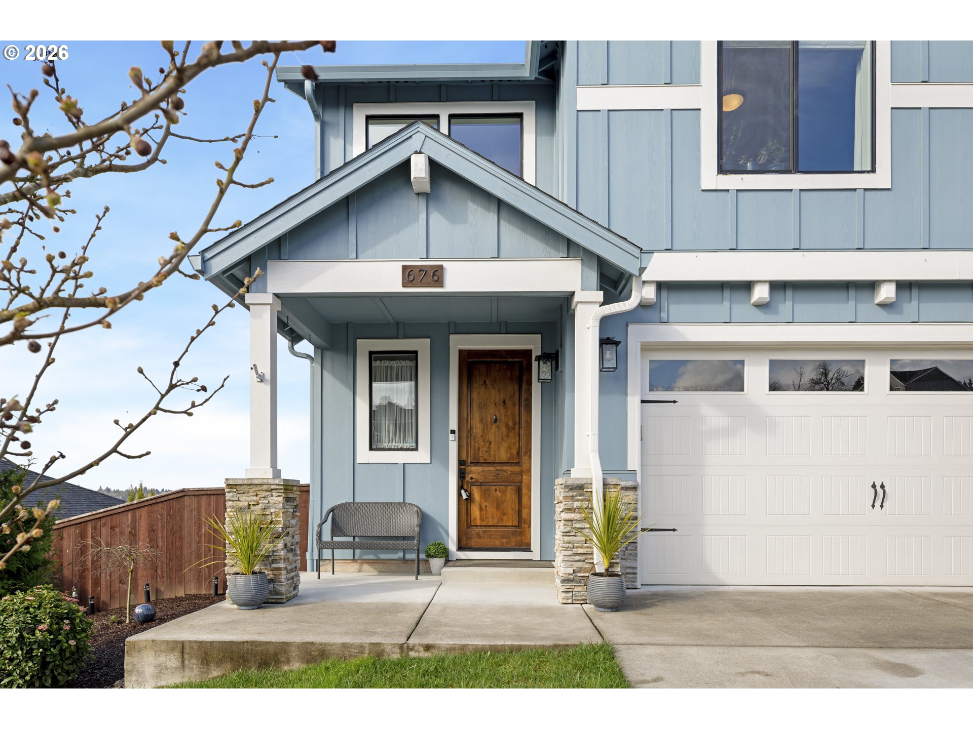 676 E WHITE OAK AVE, La Center, WA, 98629