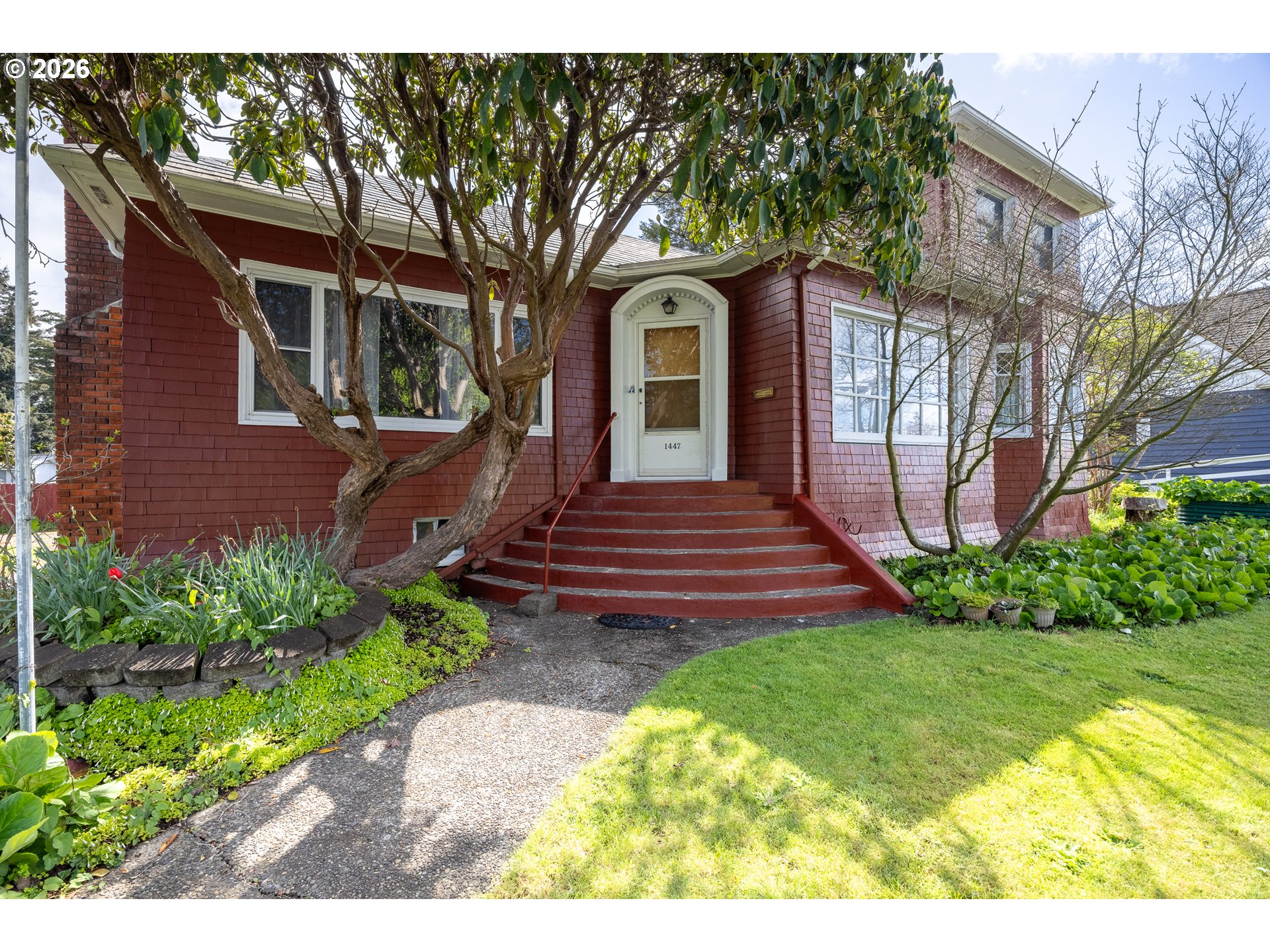 8450 SW 37TH AVE, Portland, OR, 97219