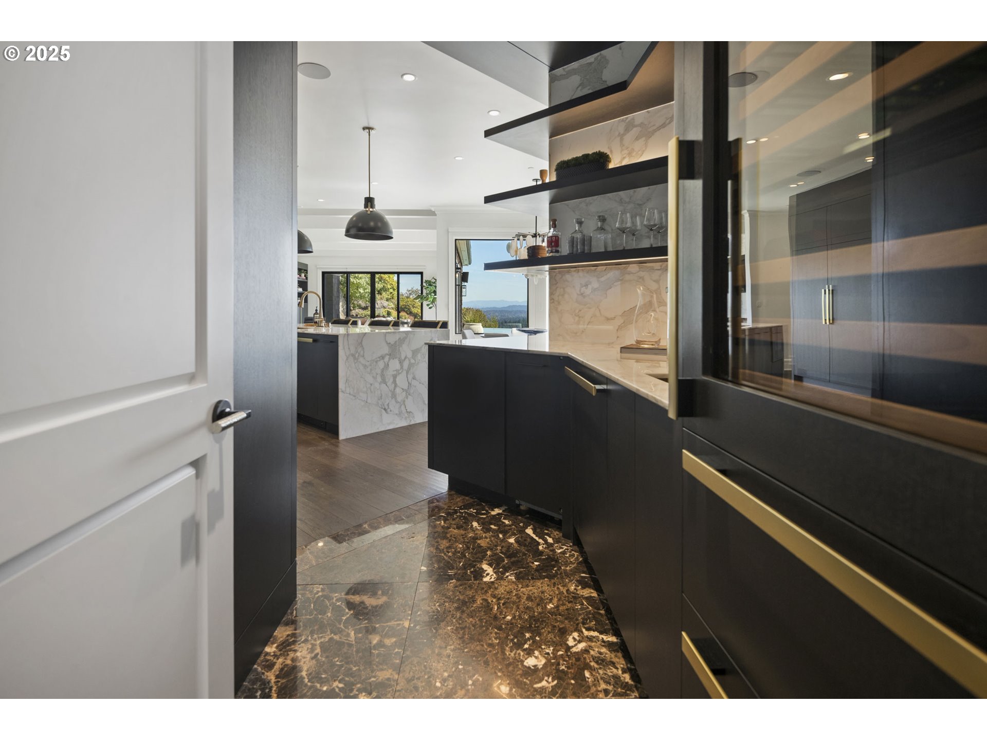 2088 CREST DR, Lake Oswego, OR, 97034