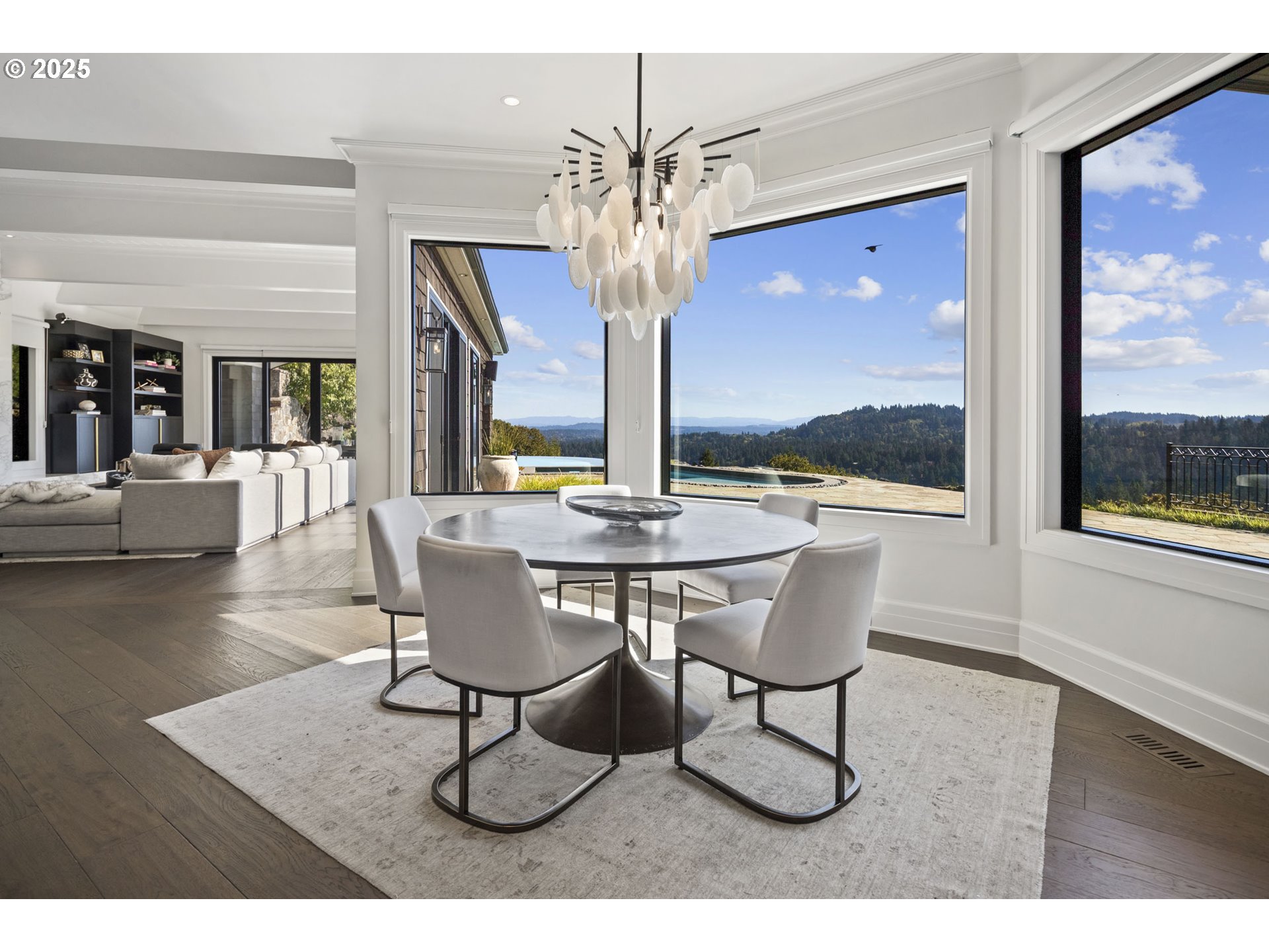 2088 CREST DR, Lake Oswego, OR, 97034