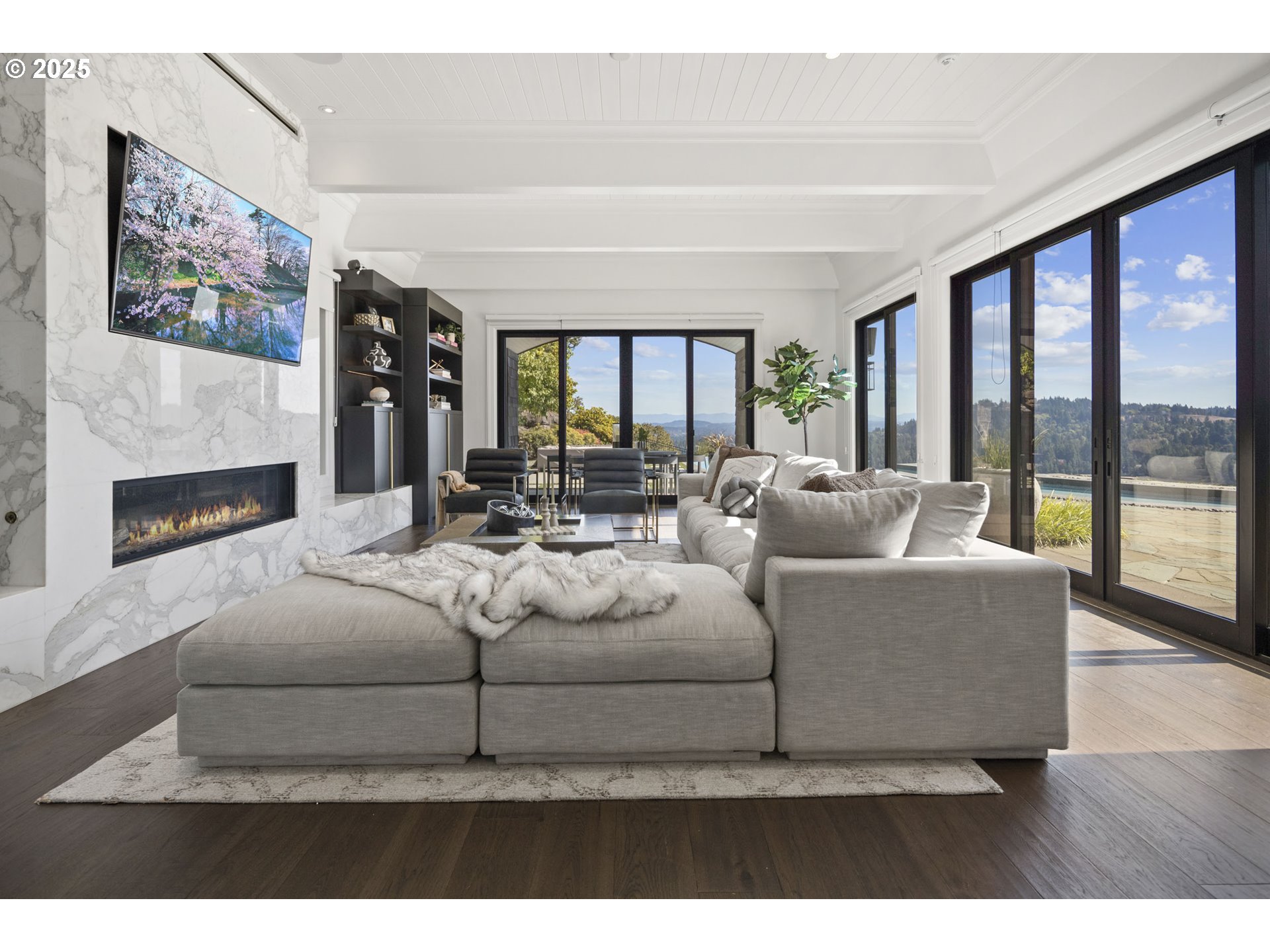 2088 CREST DR, Lake Oswego, OR, 97034