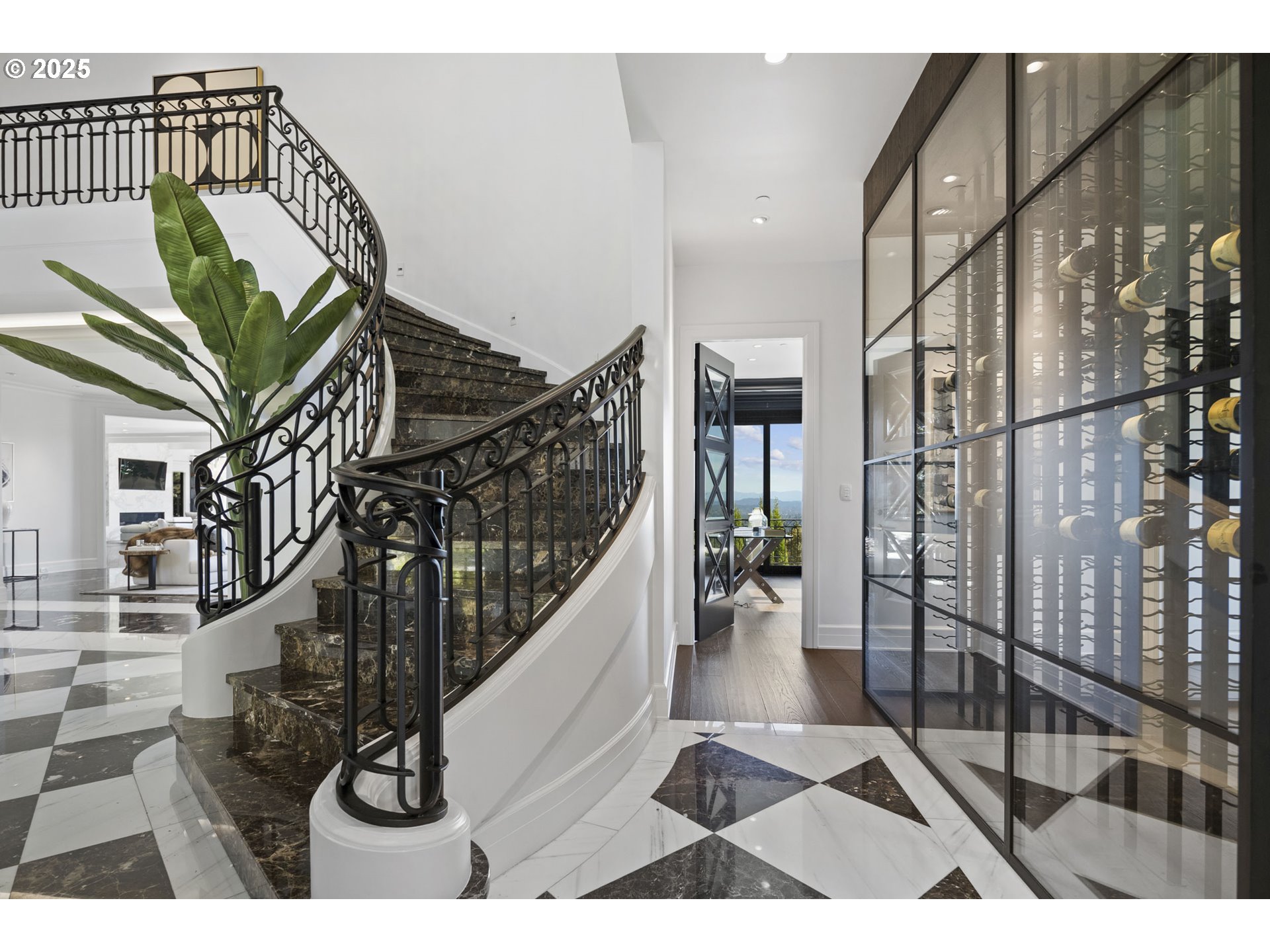 2088 CREST DR, Lake Oswego, OR, 97034