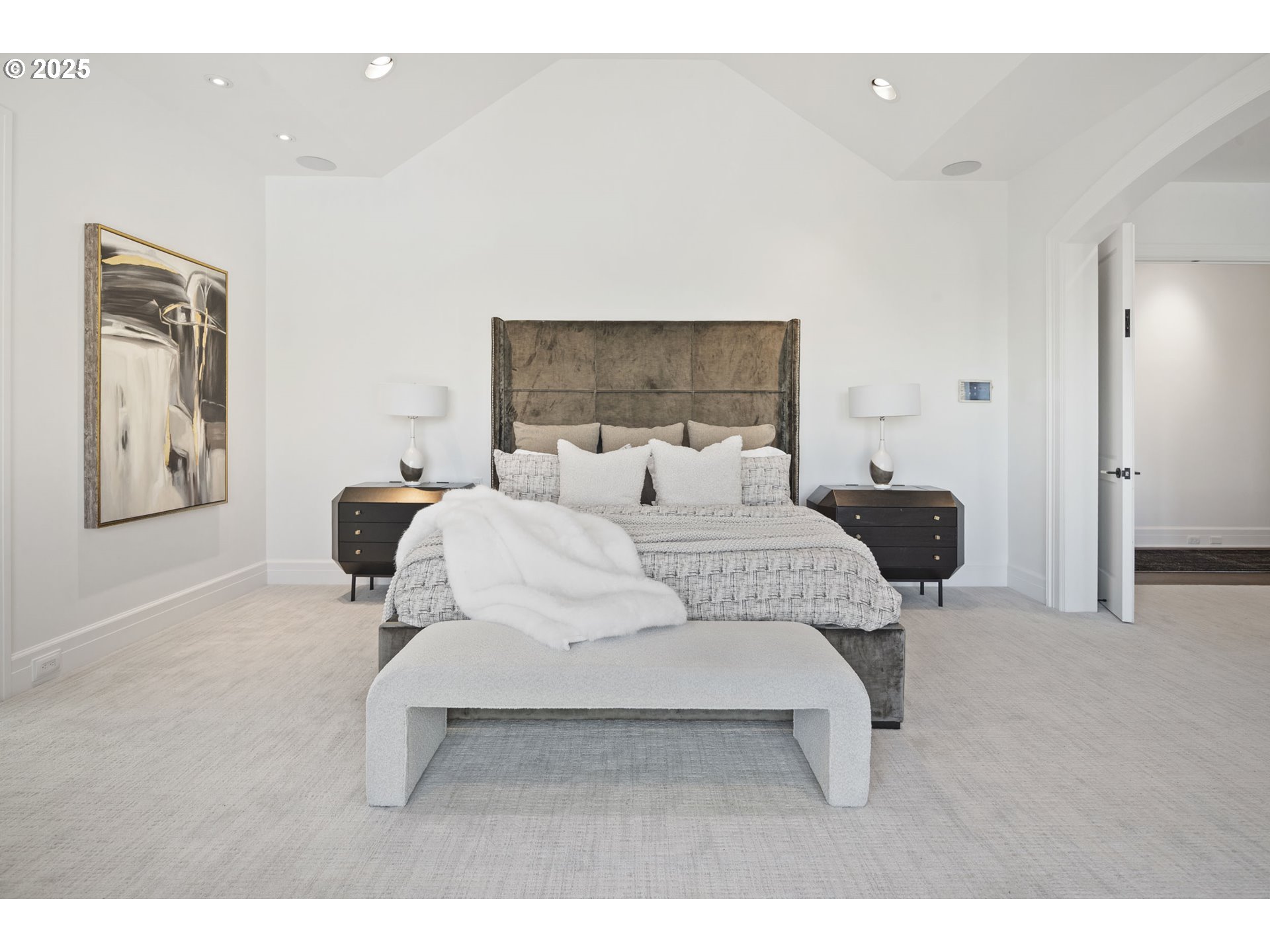 2088 CREST DR, Lake Oswego, OR, 97034